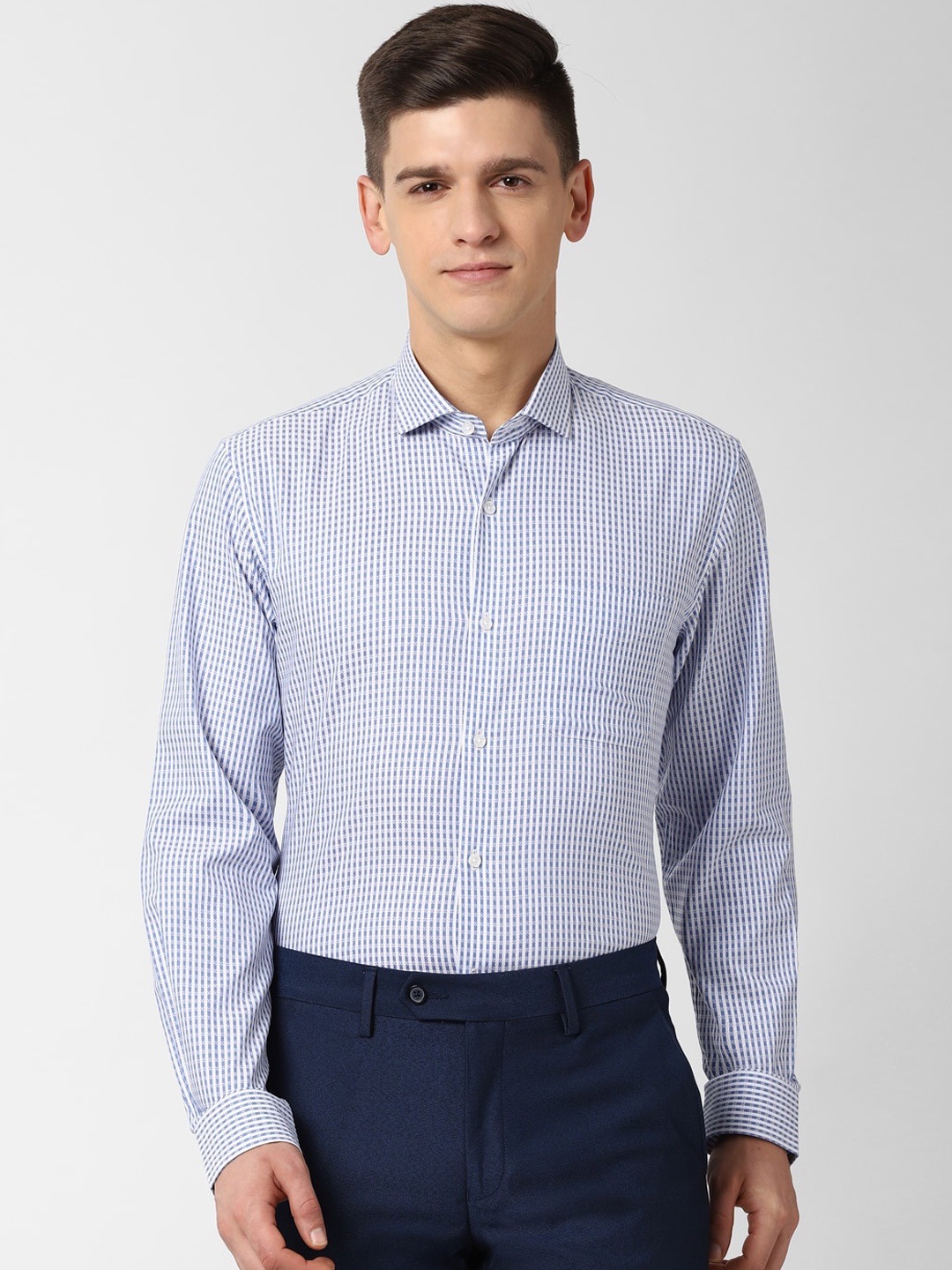 

Peter England Men Blue & White Slim Fit Checked Formal Shirt