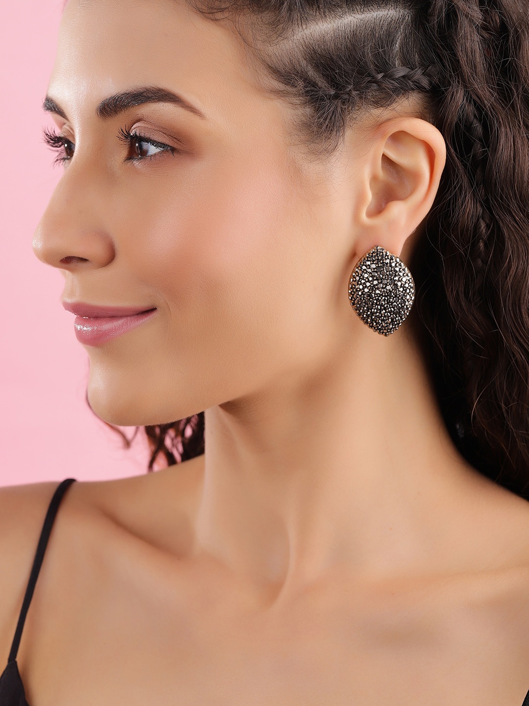 

TOKYO TALKIES X rubans FASHION ACCESSORIES Gold-Toned & Black Oval Studs