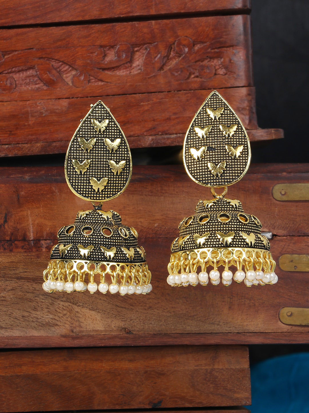 

ANIKAS CREATION Gunmetal-Toned Gold Plated Handcrafted Dome Shaped Jhumkas, Metallic