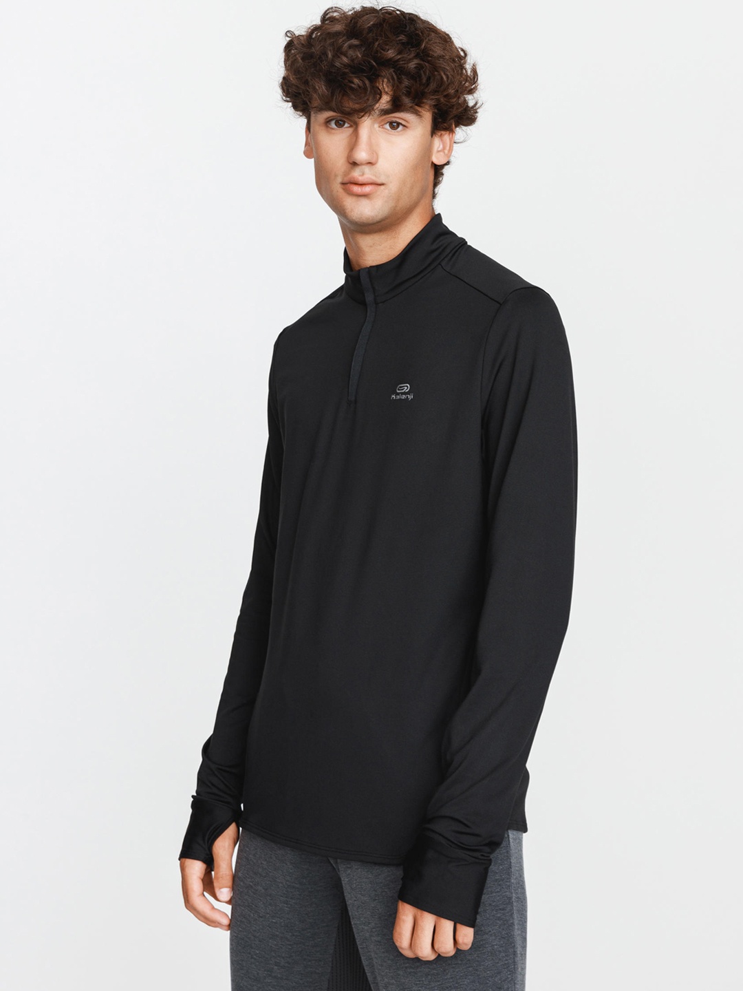 

Kalenji By Decathlon Men Solid Black Half Zip High Neck Running T-Shirt