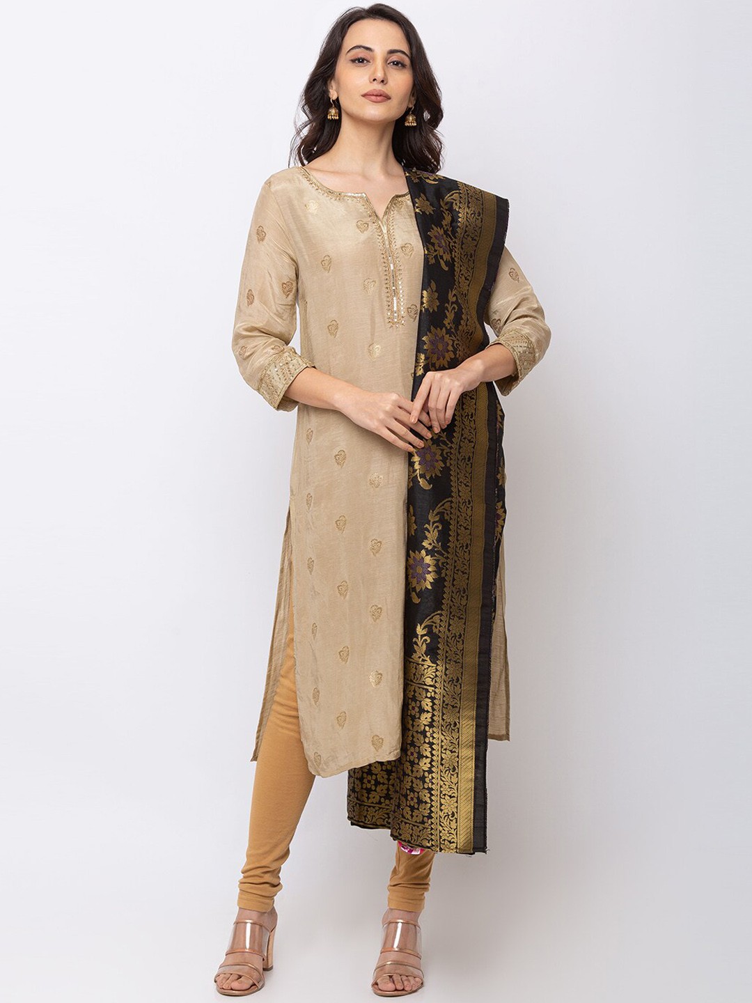 

Ethnicity Women Black & Gold-Coloured Brocade Woven-Design Dupatta