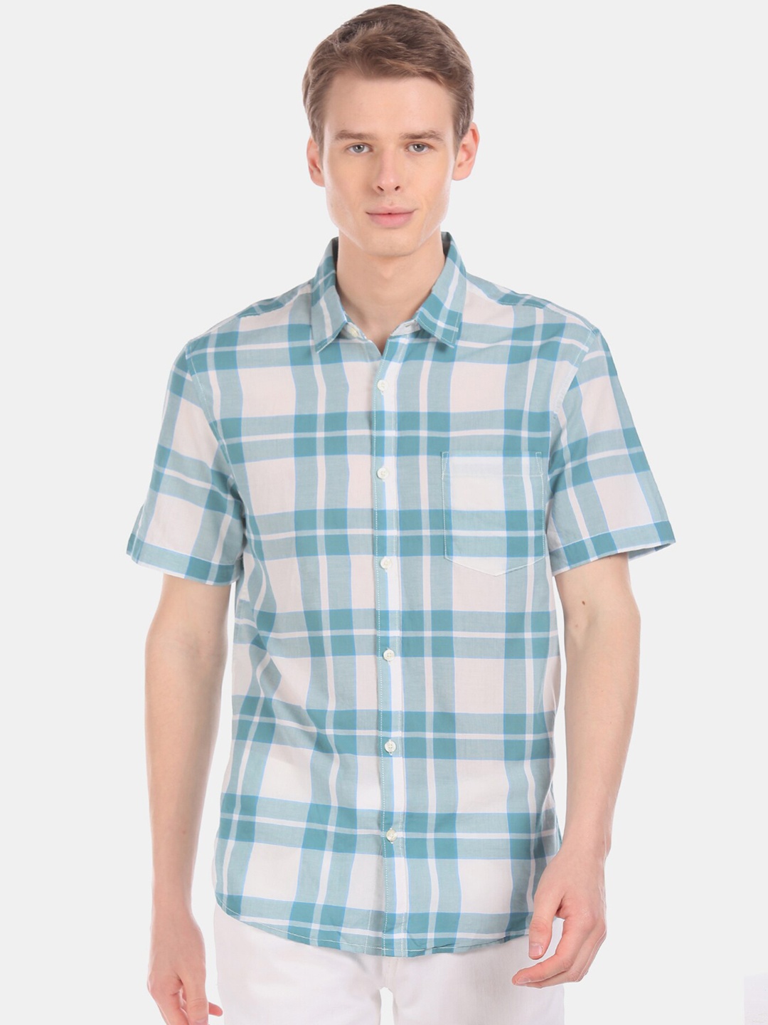 

Ruggers Men White & Blue Regular Fit Checked Casual Shirt