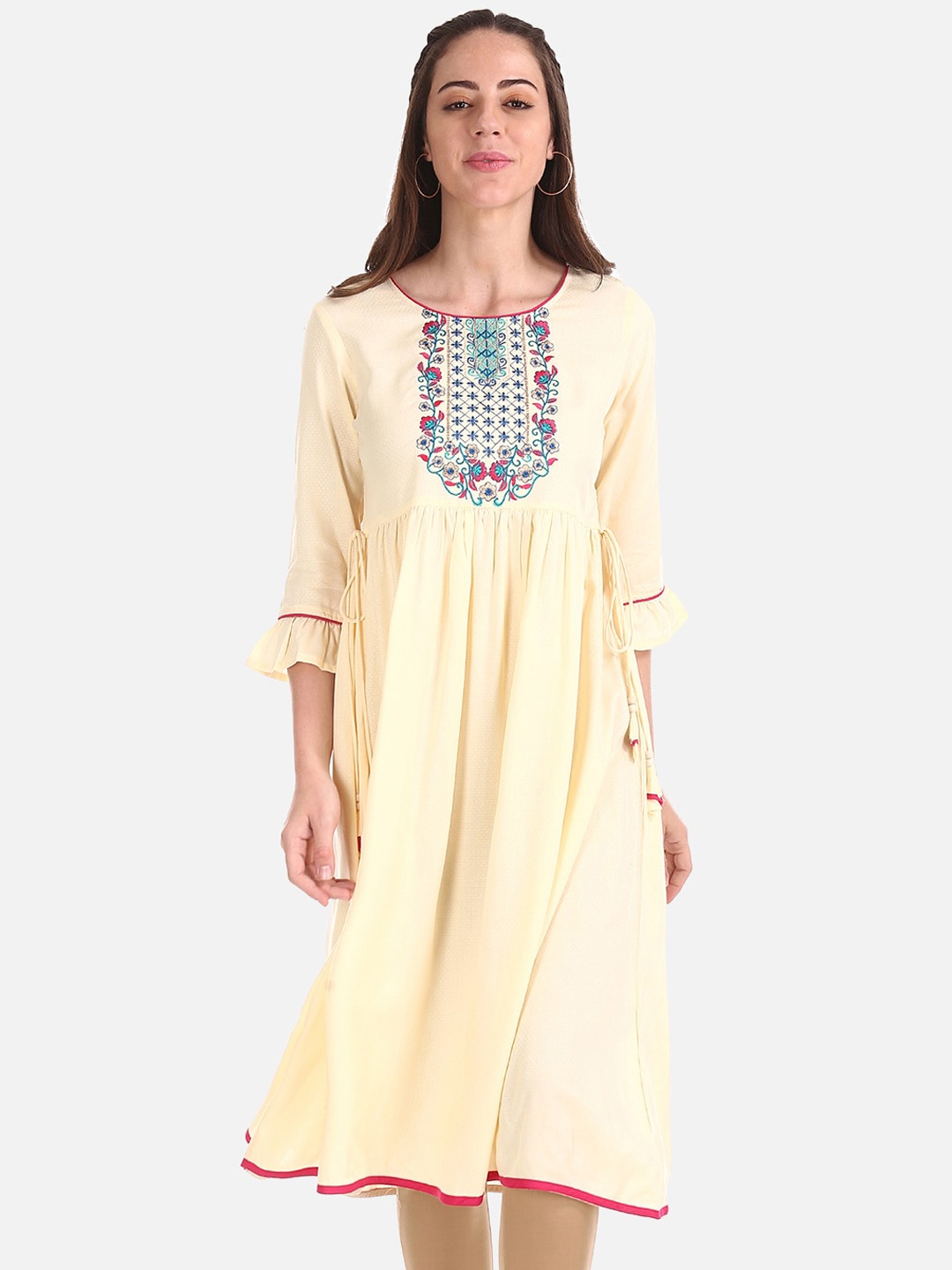 

Anahi Women Cream-Coloured Yoke Design A-Line Kurta