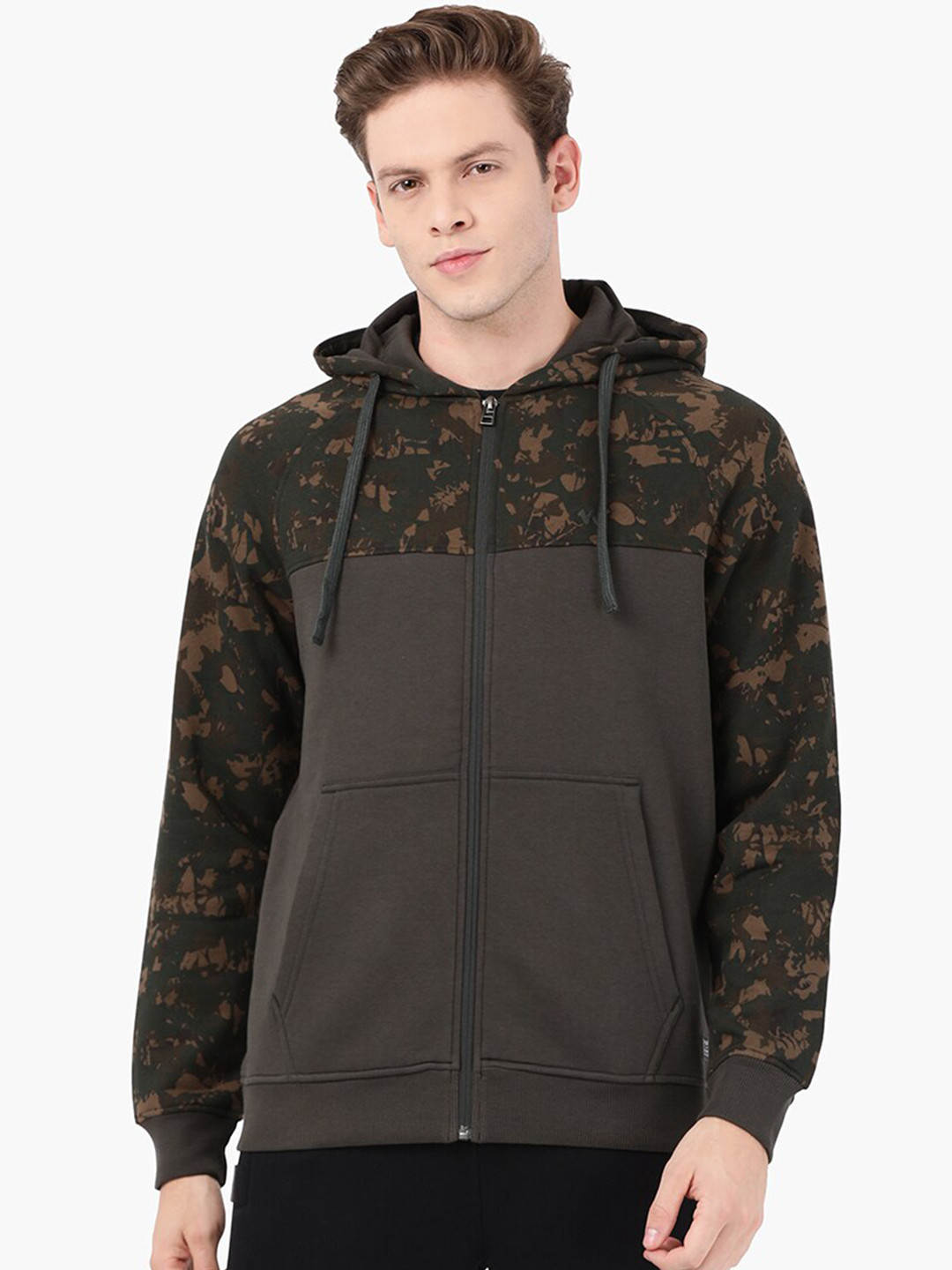 

Wildcraft Men Grey & Olive Green Printed Hooded Sweatshirt