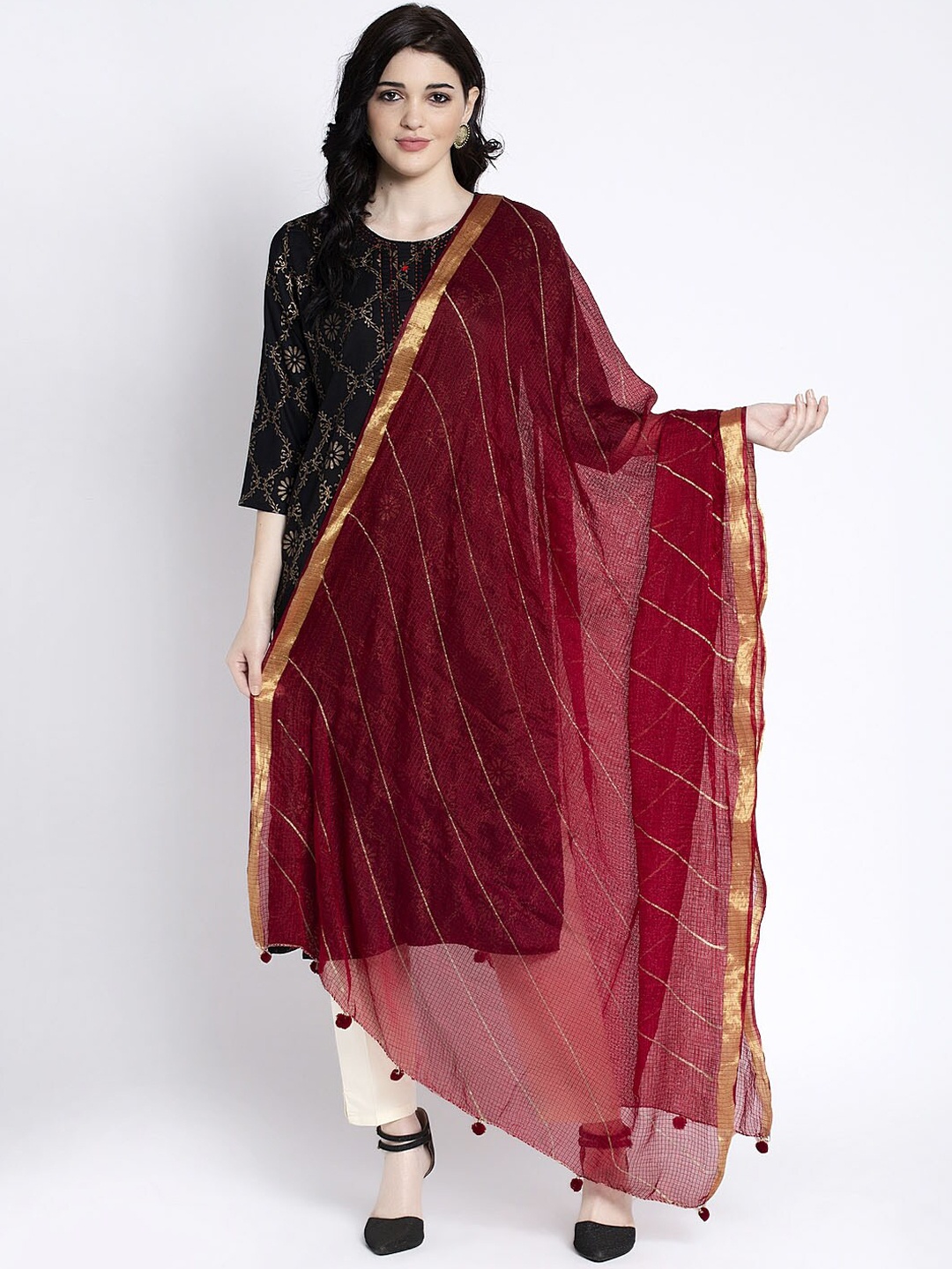 

Clora Creation Women Maroon & Gold-Coloured Leheriya Kota Dupatta