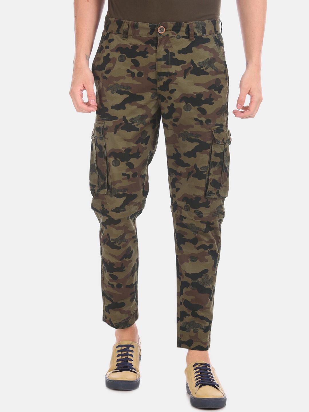 

Cherokee Men Olive Green Regular Fit Camouflage Cotton Cargos