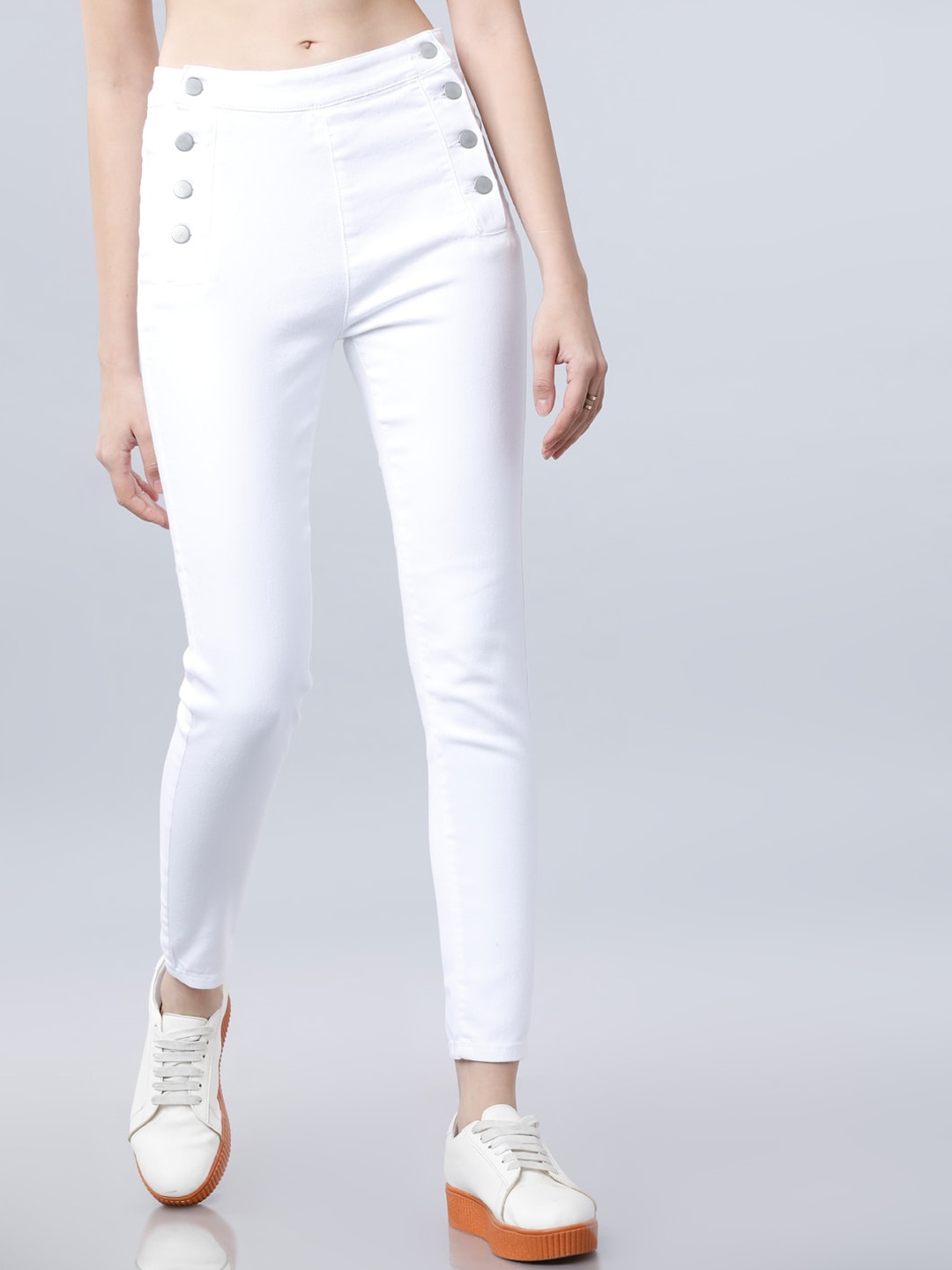 

Tokyo Talkies Women White Slim Fit High-Rise Clean Look Stretchable Jeans