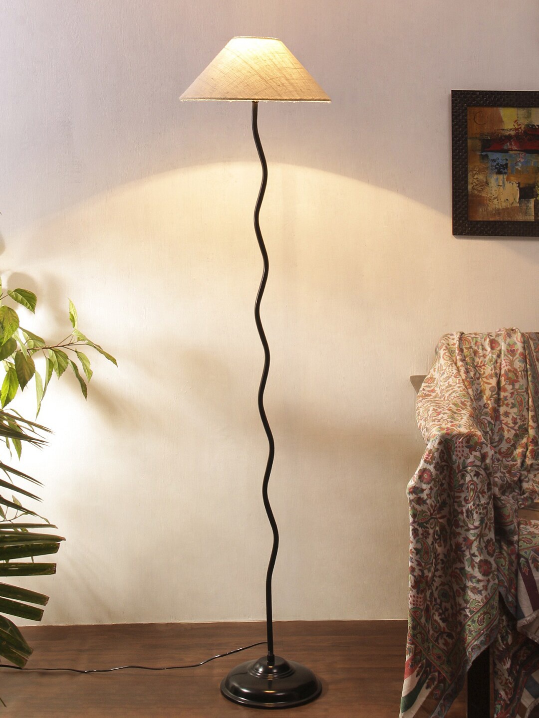 Devansh White & Black Zig Zag Iron Novelty Lamp