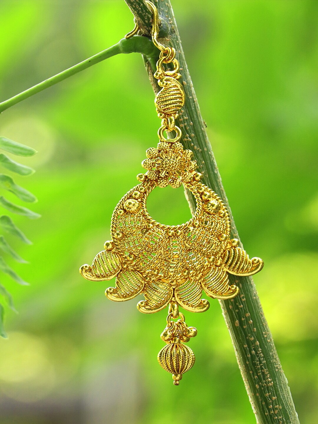 

Adwitiya Collection 24-CT Gold-Plated Handcrafted Maang Tikka