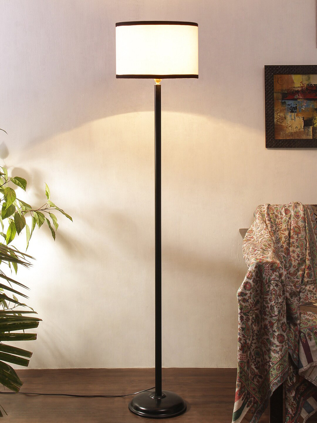 

Devansh White & Black Solid Traditional Iron Club Lamp, Multi