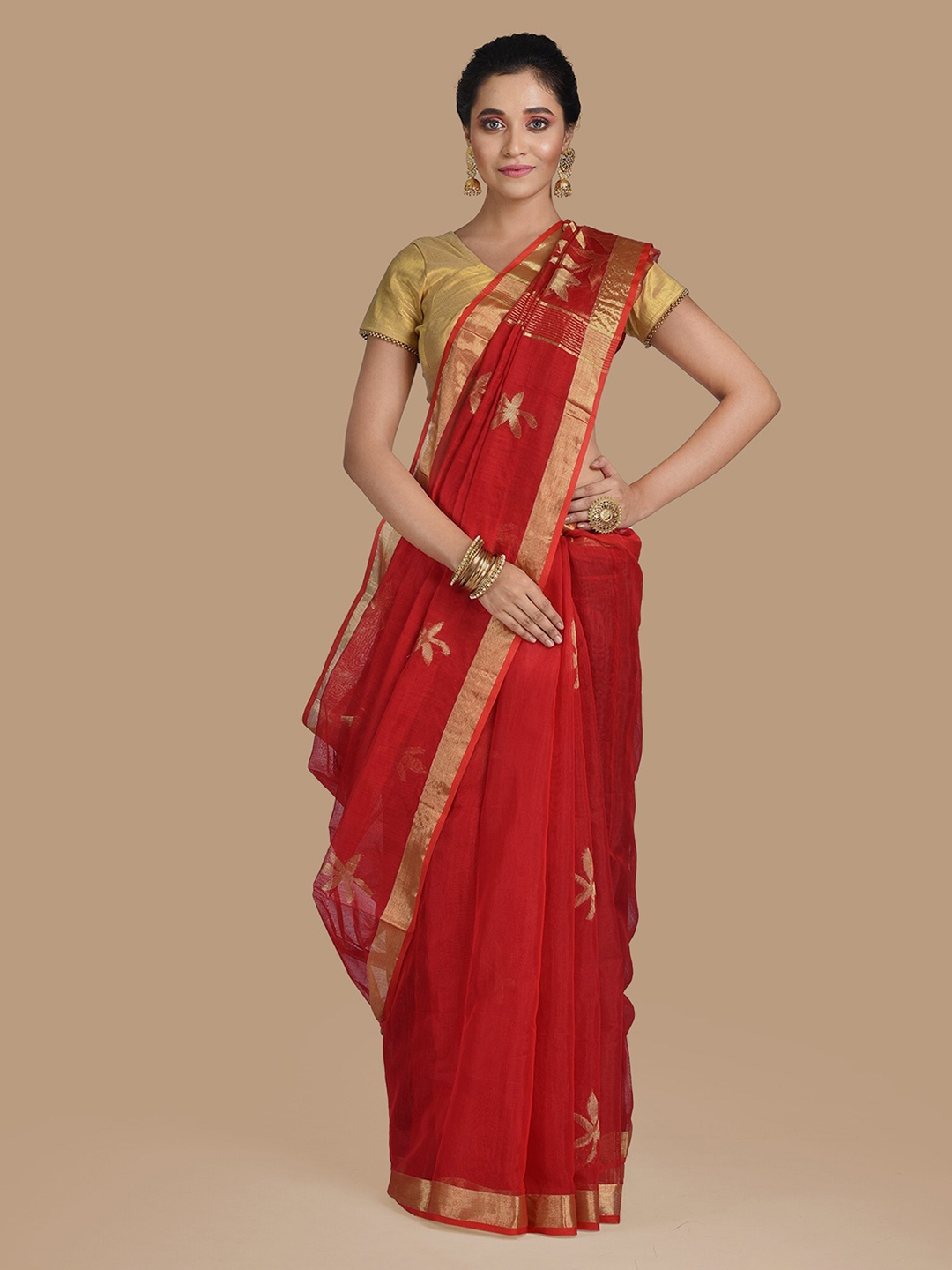 

Mitera Maroon Woven Design Cotton Blend Handloom Saree
