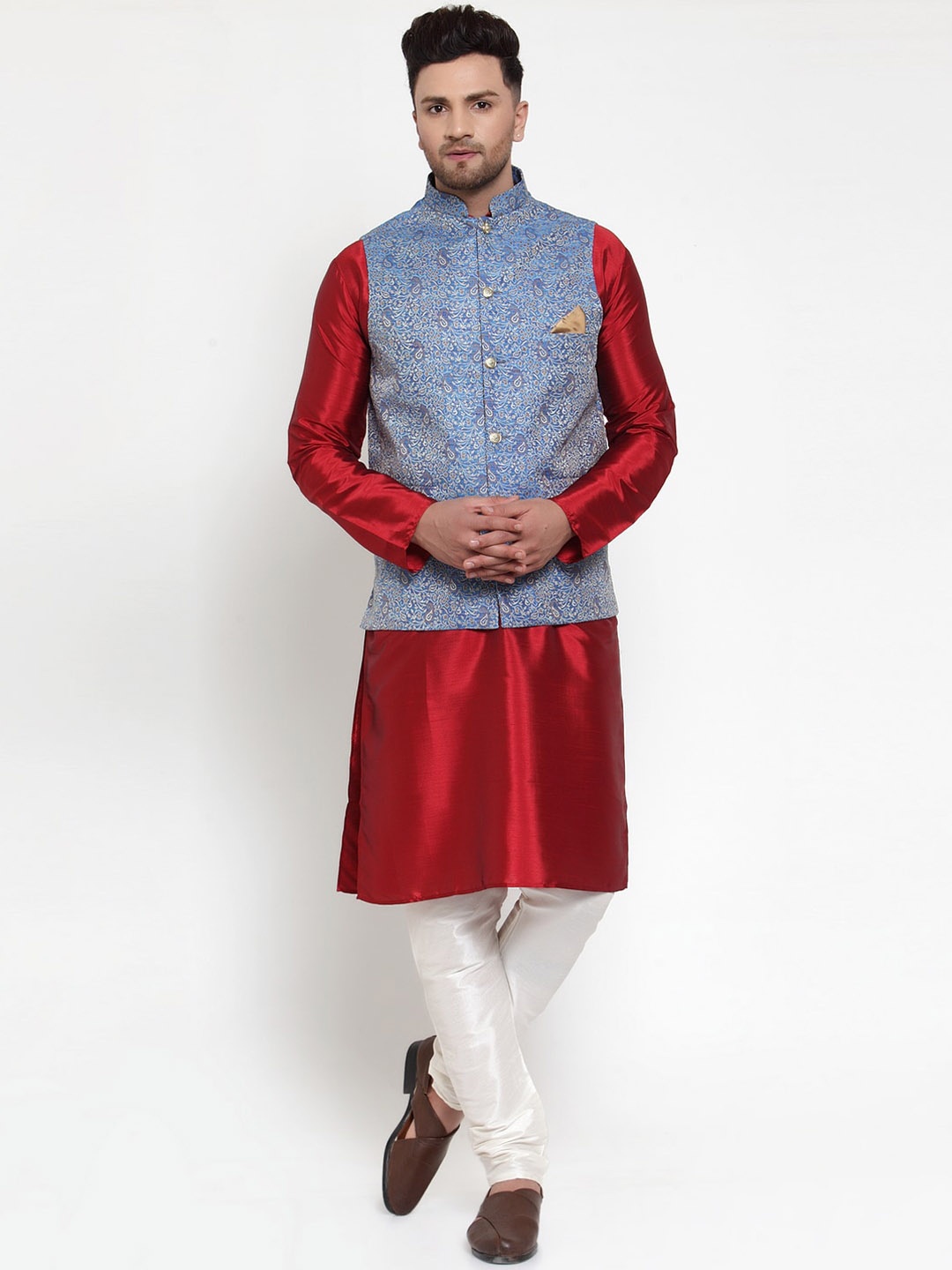 

Jompers Men Maroon & Off-White Solid Kurta with Churidar