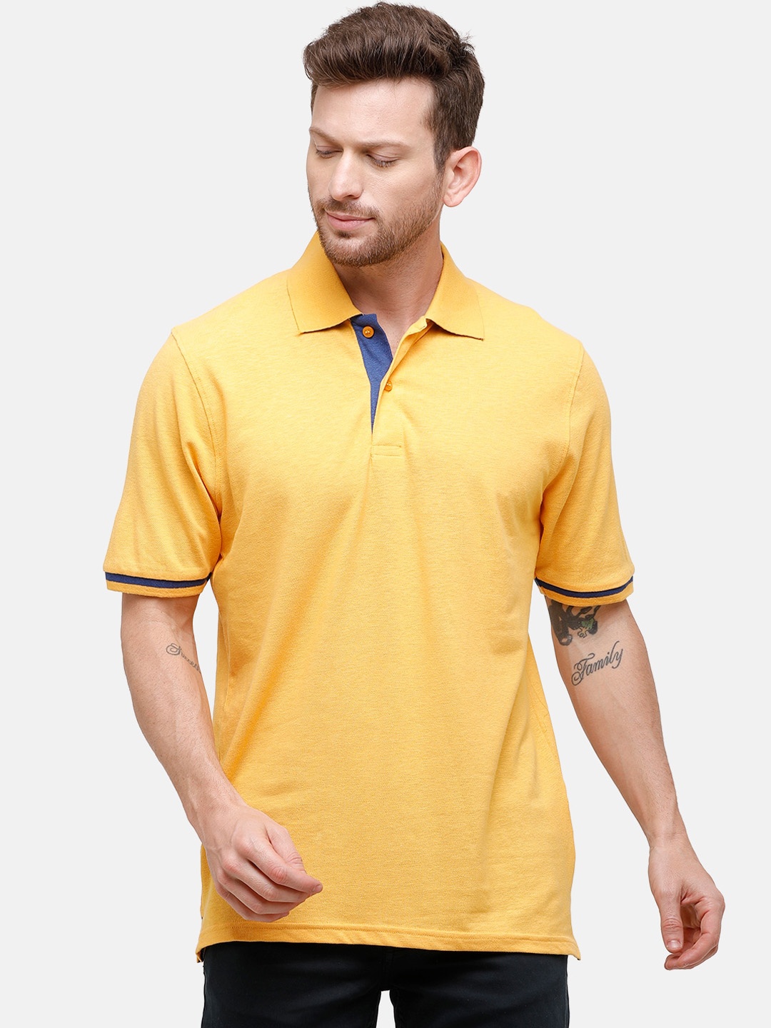 

CAVALLO by Linen Club Men Yellow Solid Linen Cotton Polo Collar T-shirt