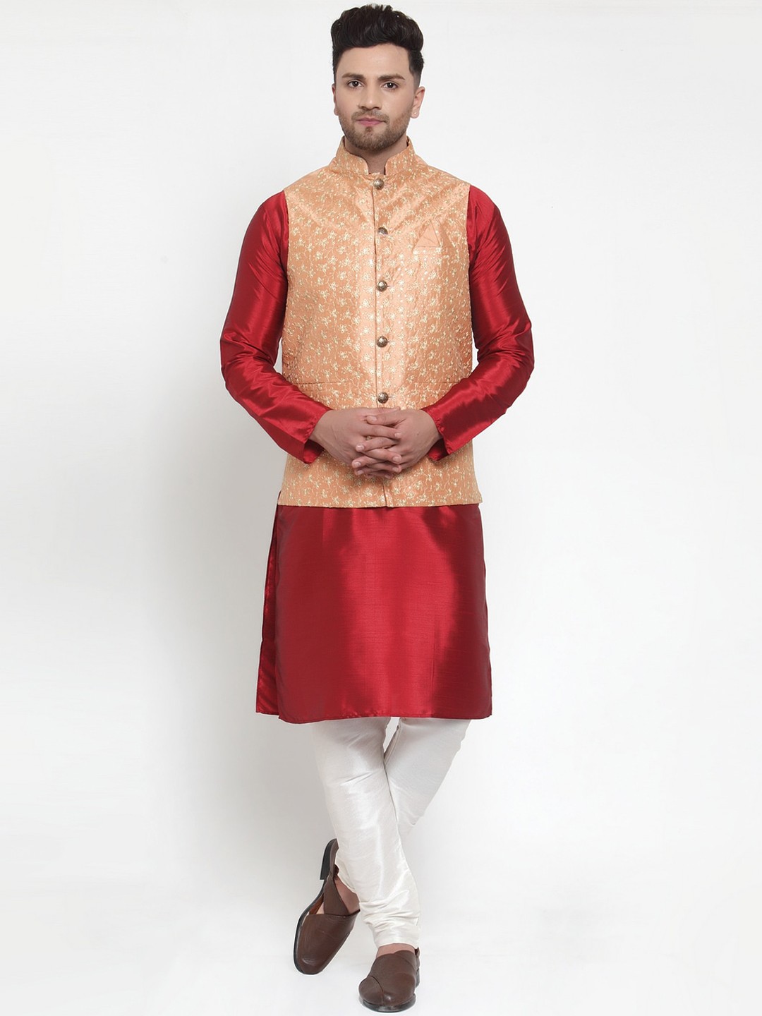 

Jompers Men Maroon & Off-White Solid Kurta with Pyjamas with Nehru Jacket