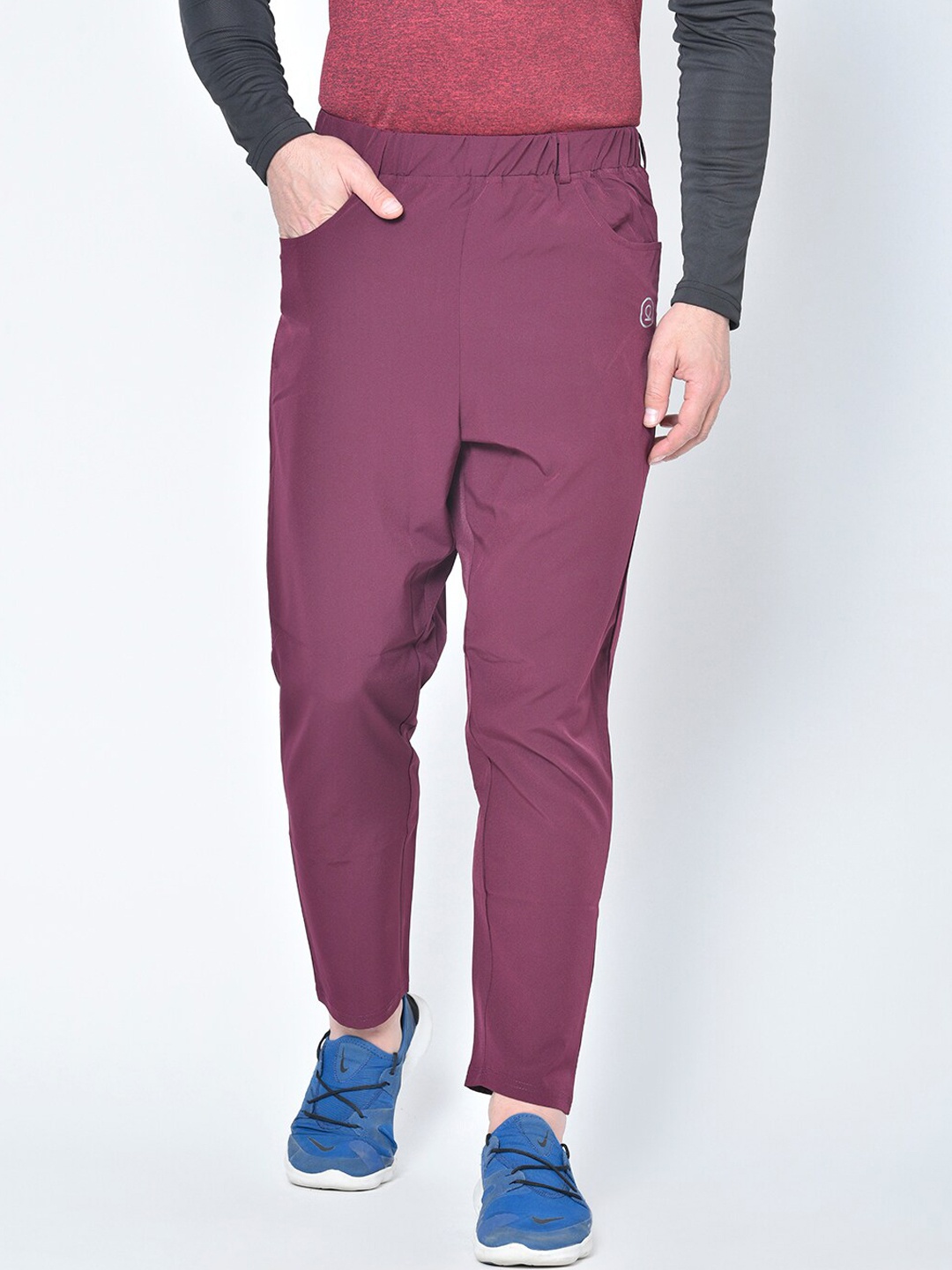 

CHKOKKO Men Maroon Solid Knitted Training or Gym Track Pants