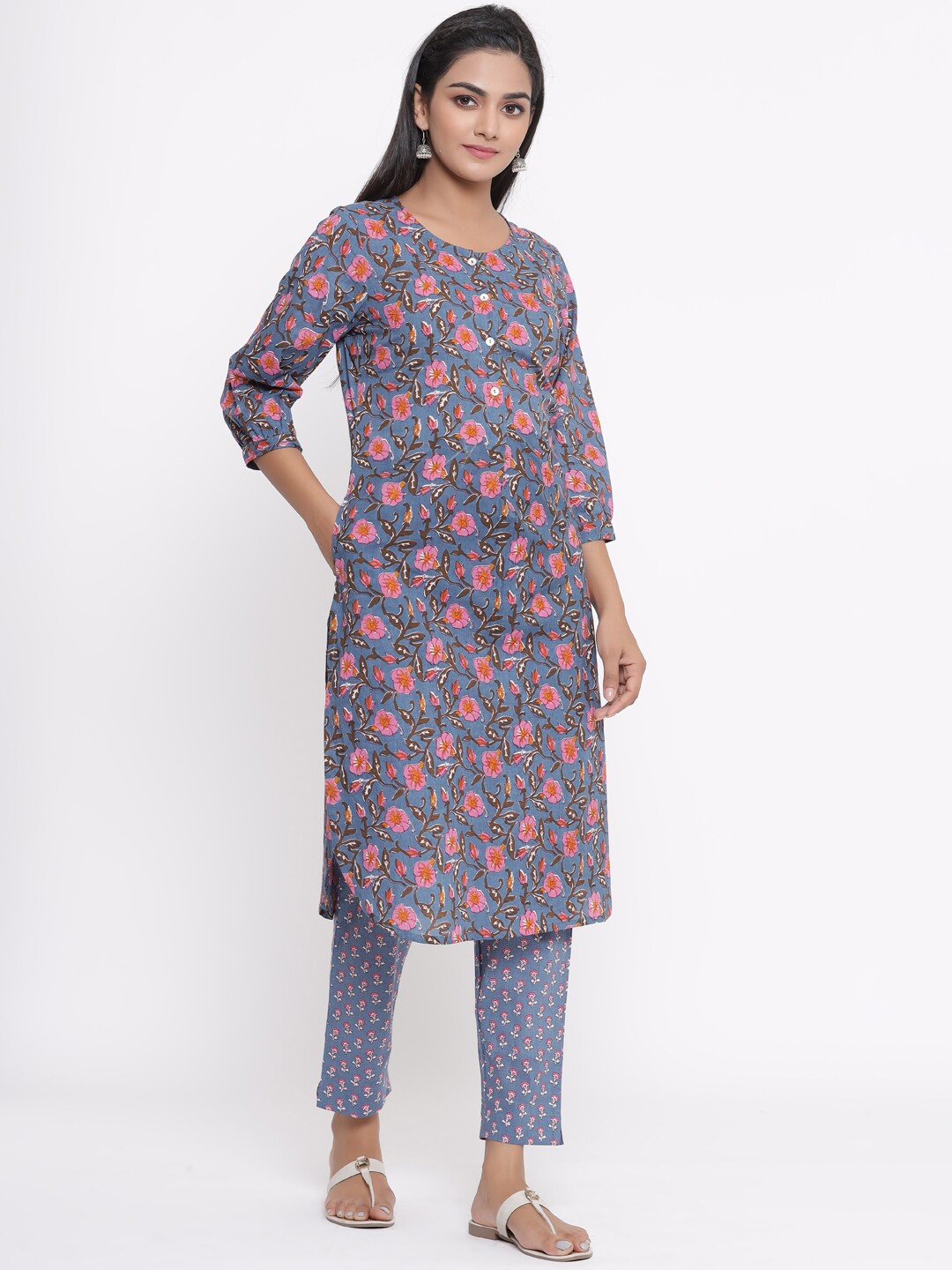 

Sangria Women Purple & Blue Printed Kurta with Trousers