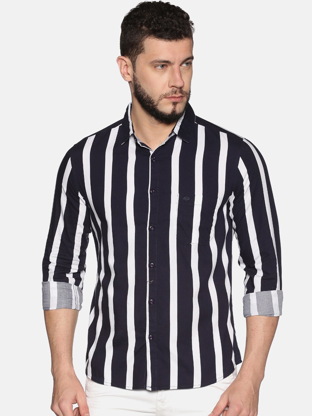 

Chennis Men Navy Blue Slim Fit Striped Casual Shirt