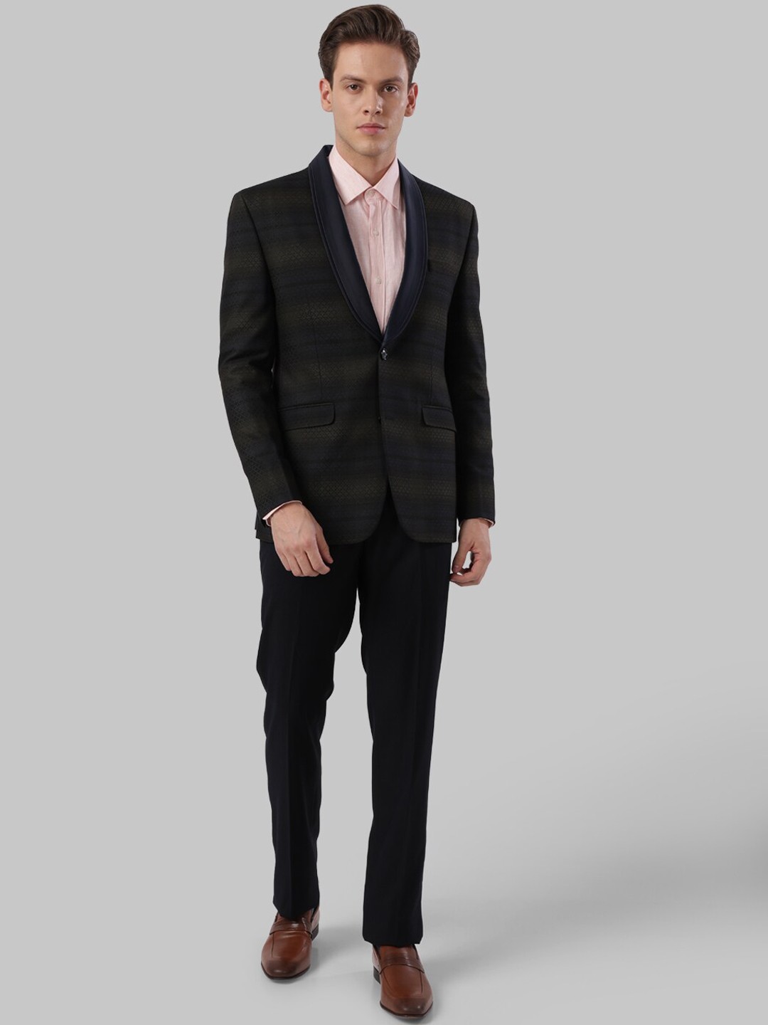

Ethnix By Raymond Men Blue Solid Suit