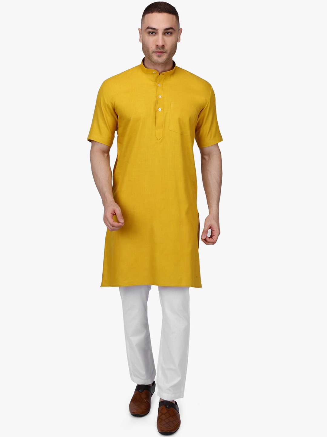 

RAJUBHAI HARGOVINDAS Men Gold-Toned Solid A-Line Kurta