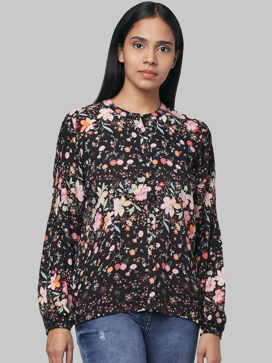 

Park Avenue Woman Black Floral Printed Top
