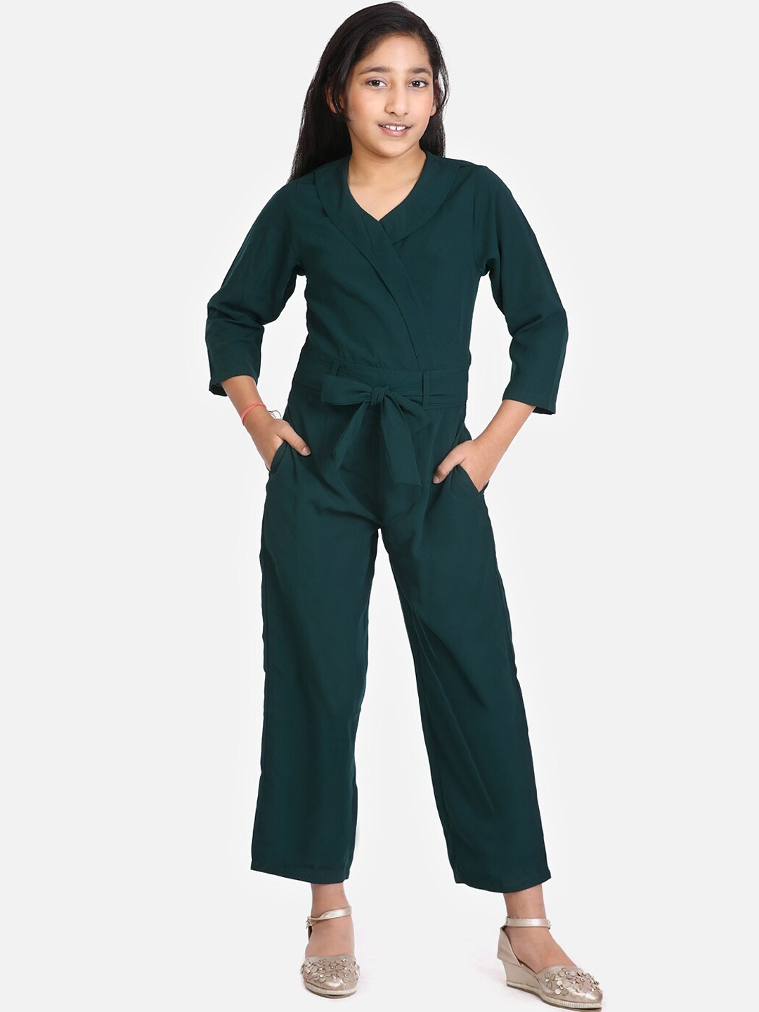 

LilPicks Girls Green Solid Basic Jumpsuit