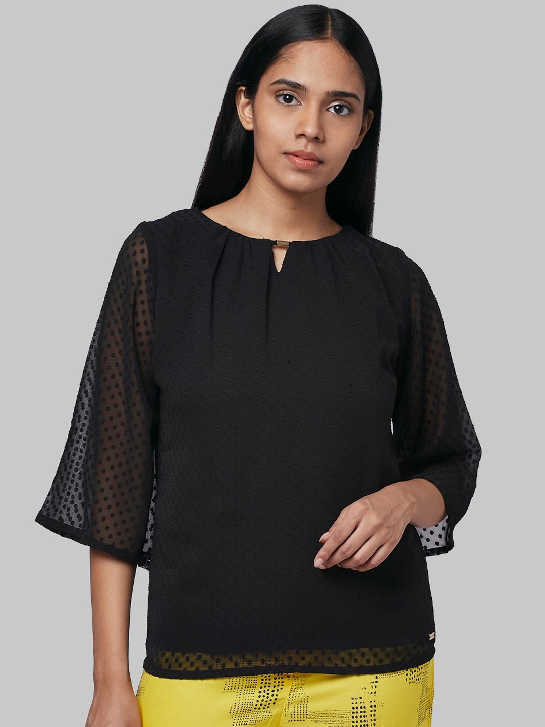 

Park Avenue Woman Women Black Solid Top
