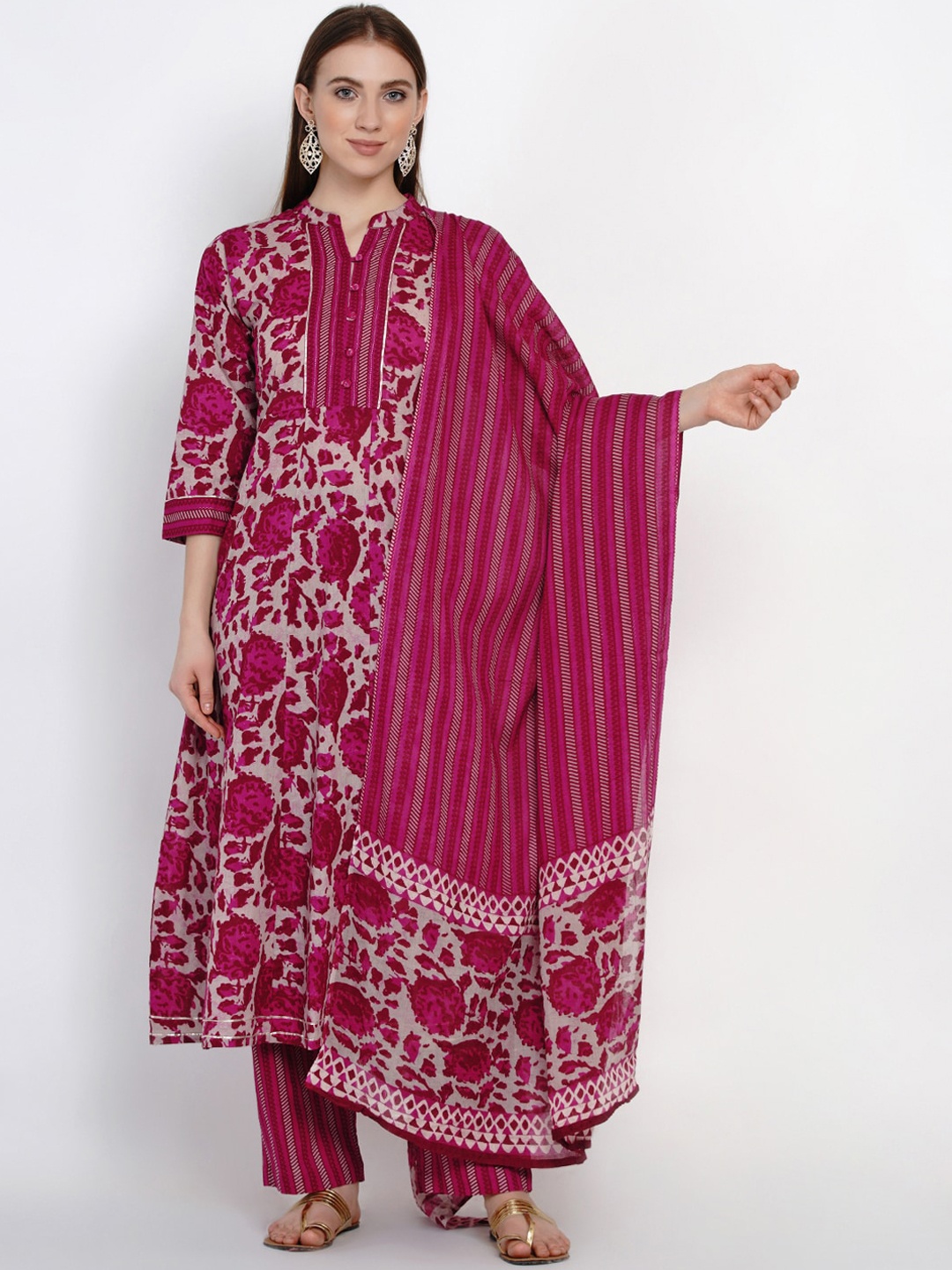 

Yuris Women Pink Printed Kurta with Palazzos & Dupatta