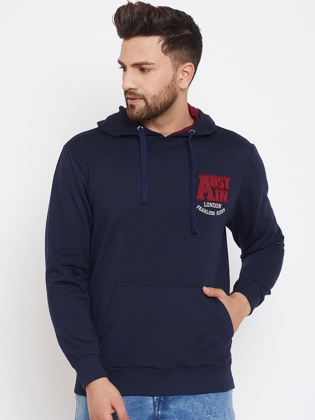 

Austin wood Men Navy Blue Solid Sweatshirt