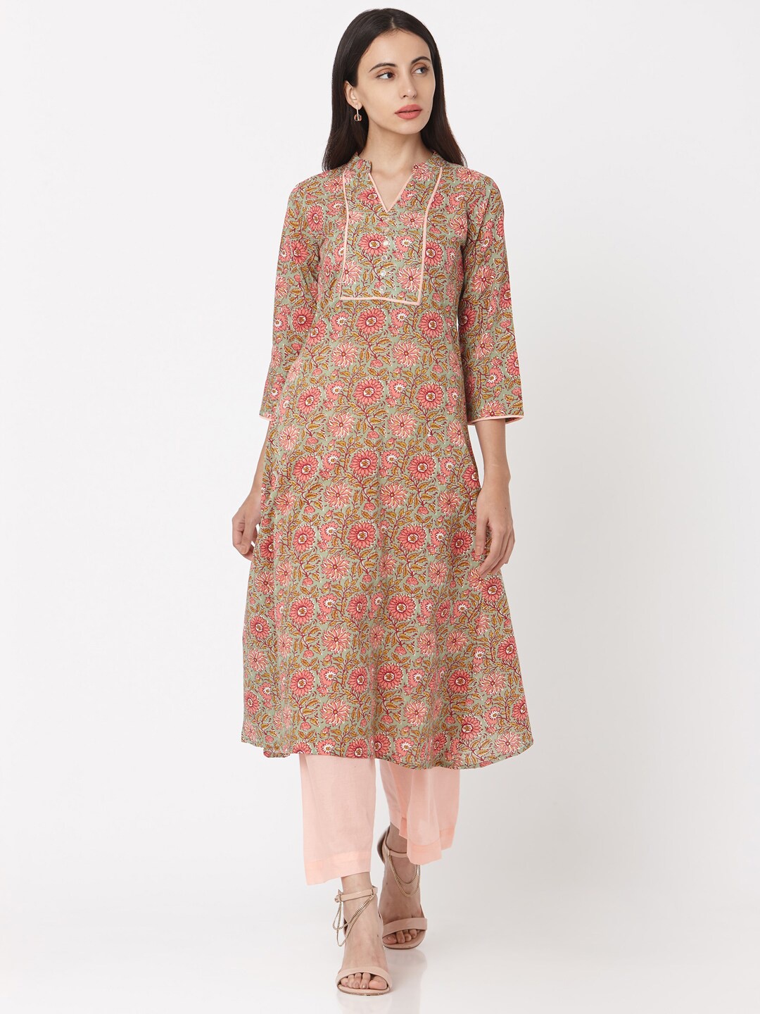 

Saanjh Women Green & Pink Printed Kurta with Palazzos