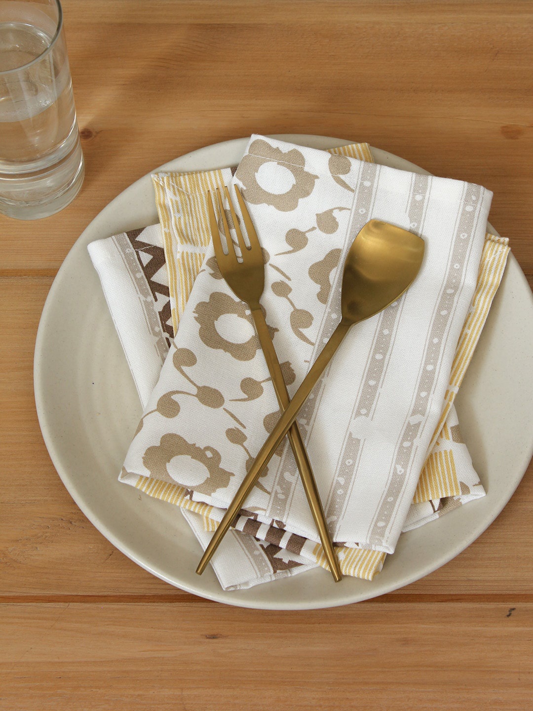 

House This Set Of 2 White & Beige Printed Square Table Napkins