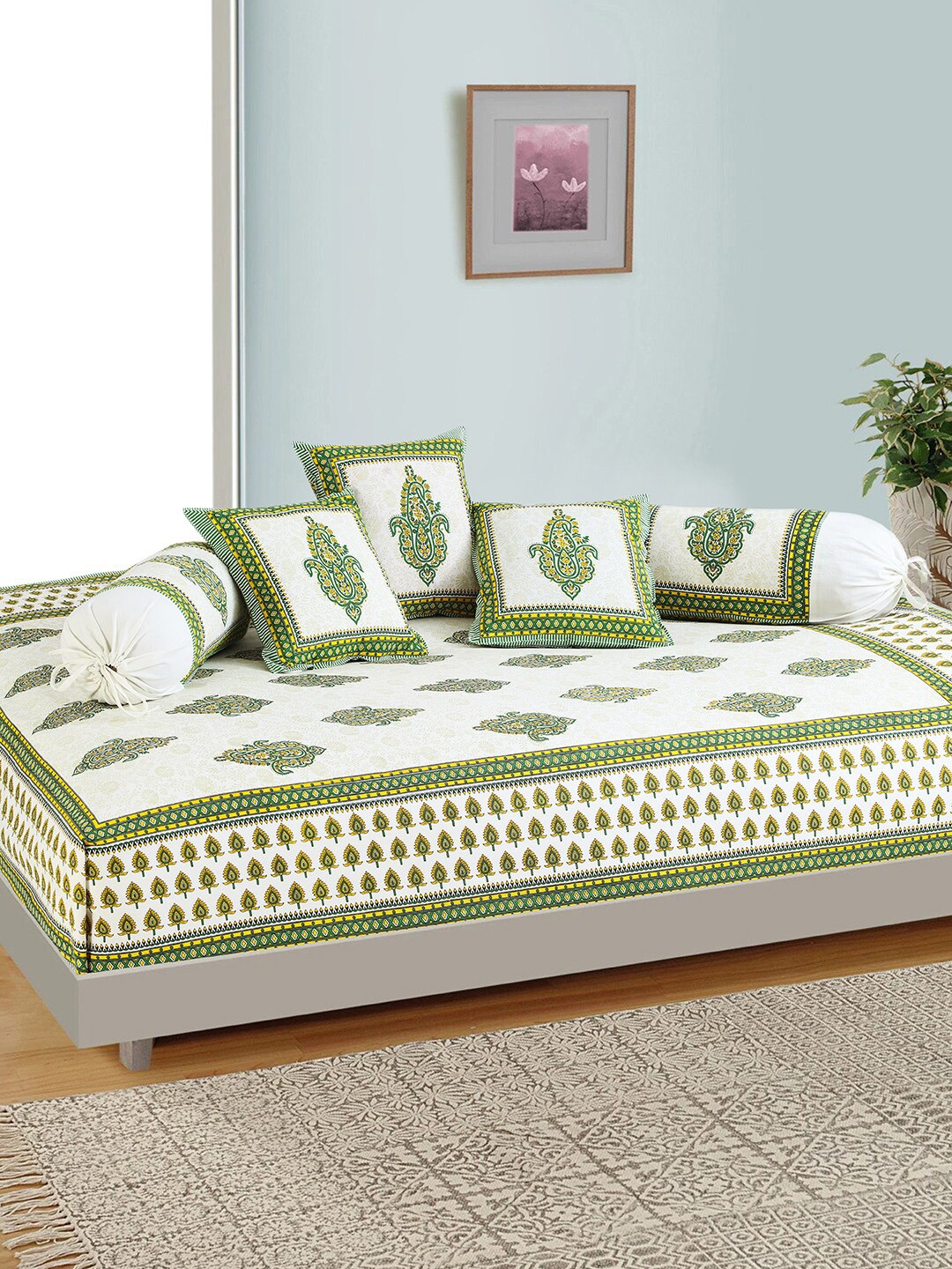 

Salona Bichona Set of 6 Green & White Ethnic Motif Printed Diwan