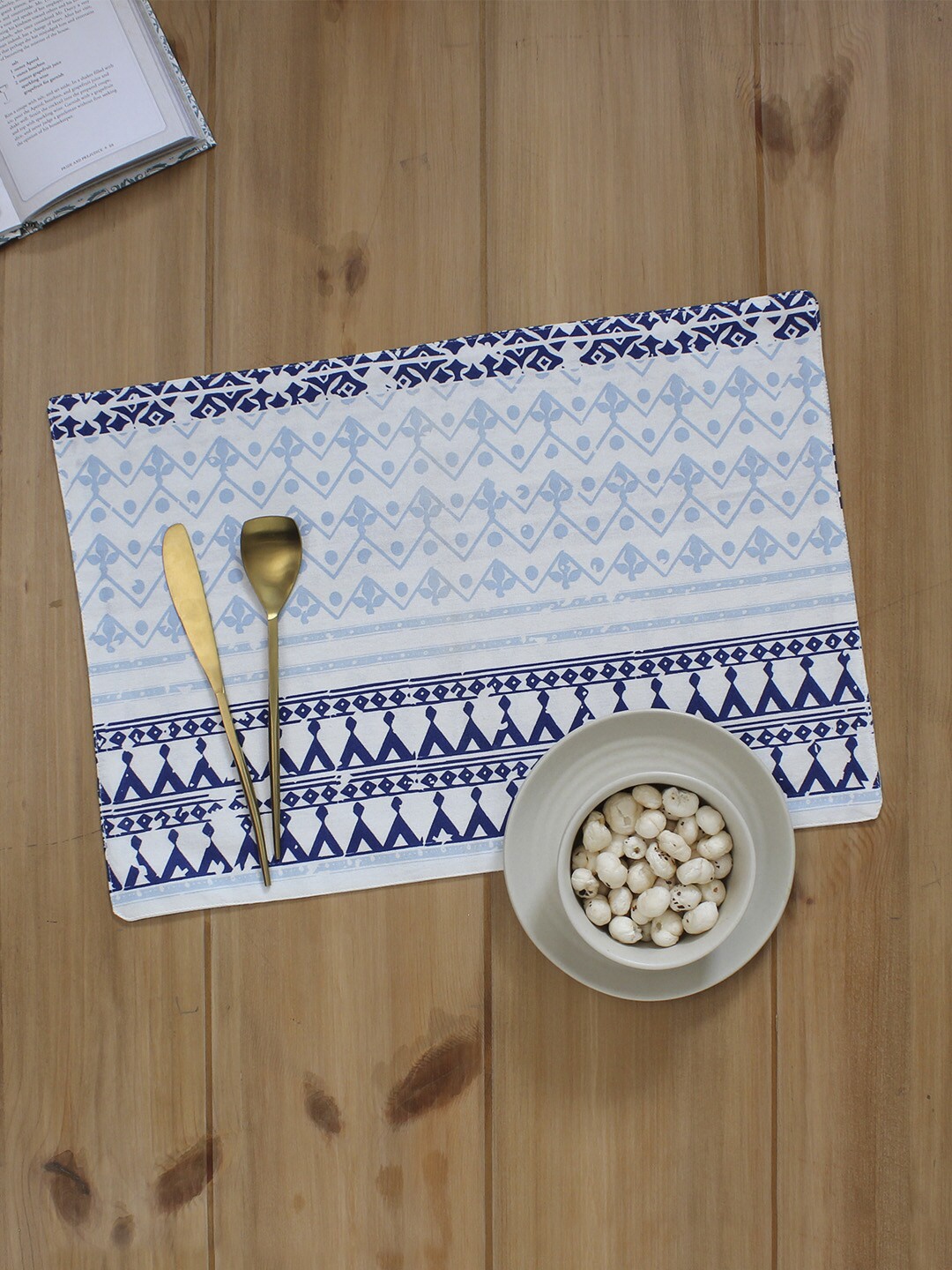 

House This Set Of 4 Blue & White Printed Table Mats