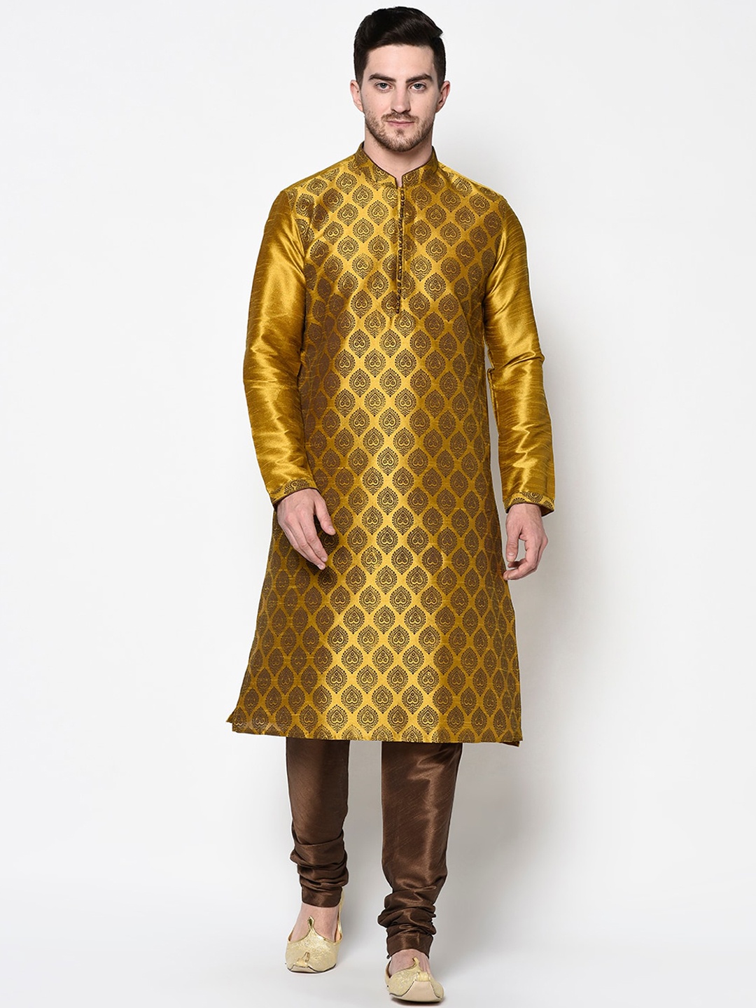 DEYANN Men Yellow & Brown Printed Kurta with Pyjamas