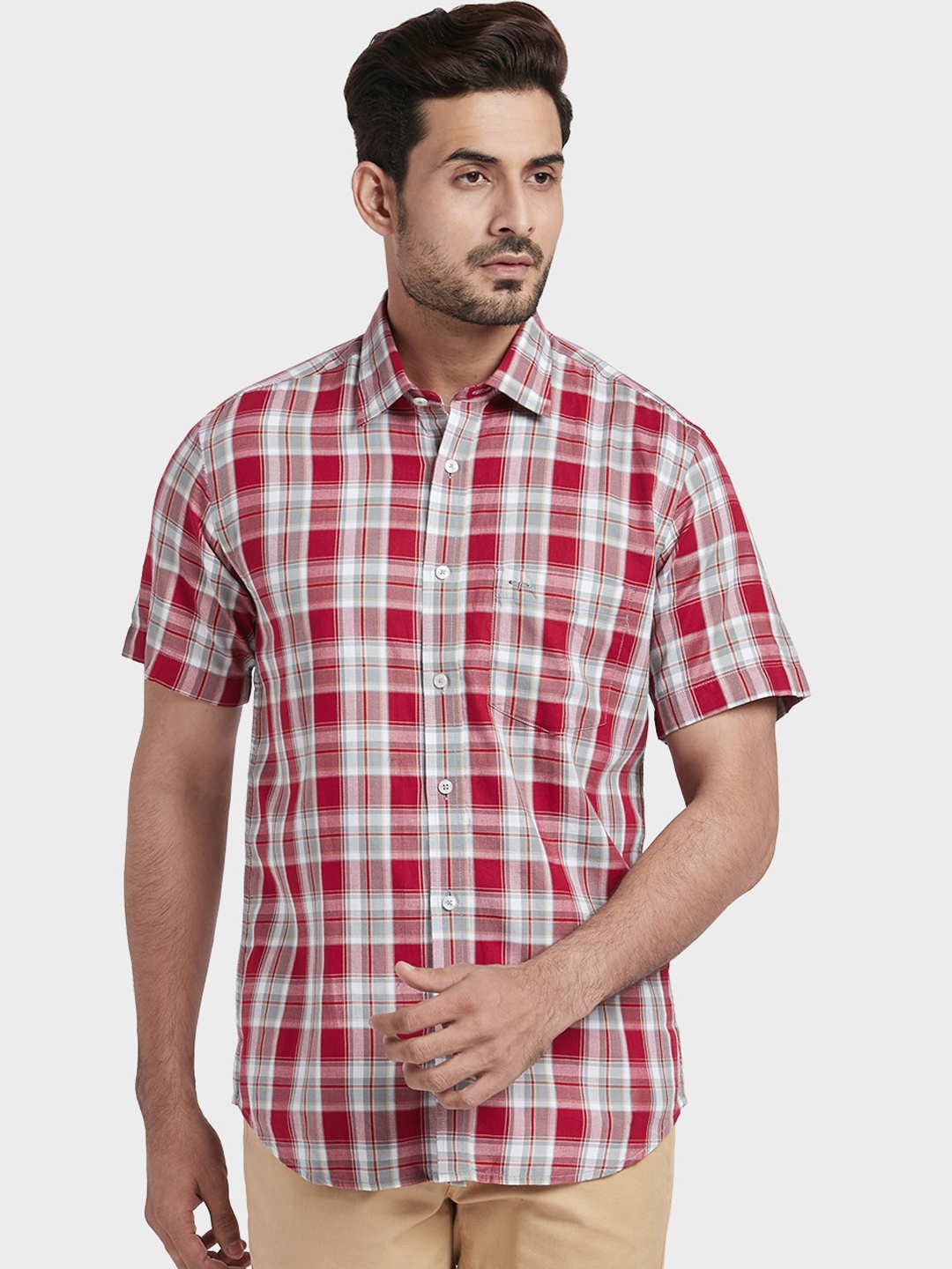 

ColorPlus Men Red & White Tailored Fit Checked Casual Shirt