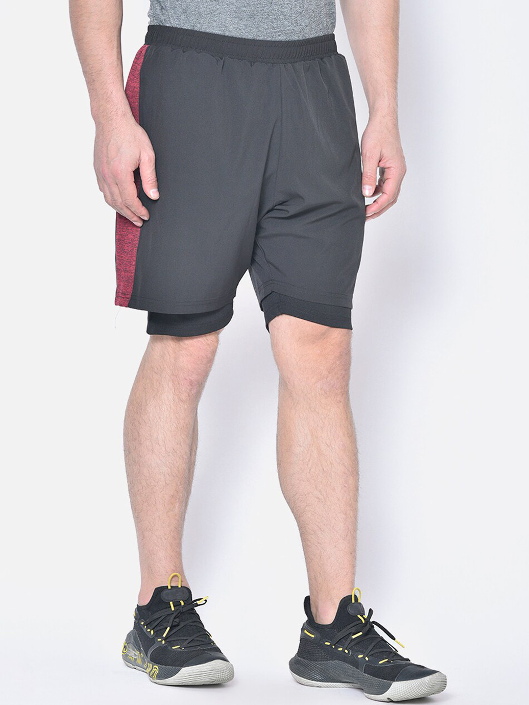 

CHKOKKO Men Black Solid Regular Fit Sports Shorts
