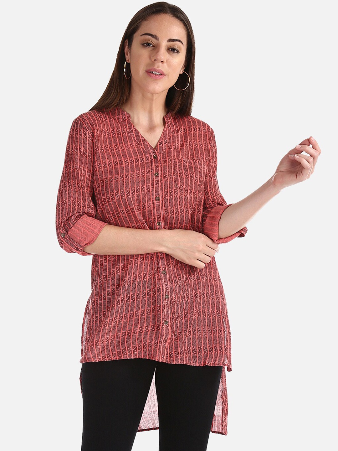 

Cherokee Women Orange Printed High-Low Top