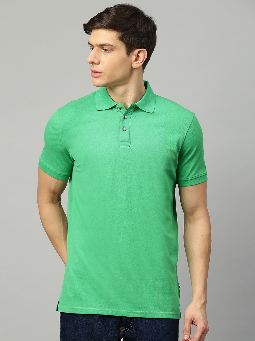 

Matinique Men Green Solid Polo Collar T-shirt
