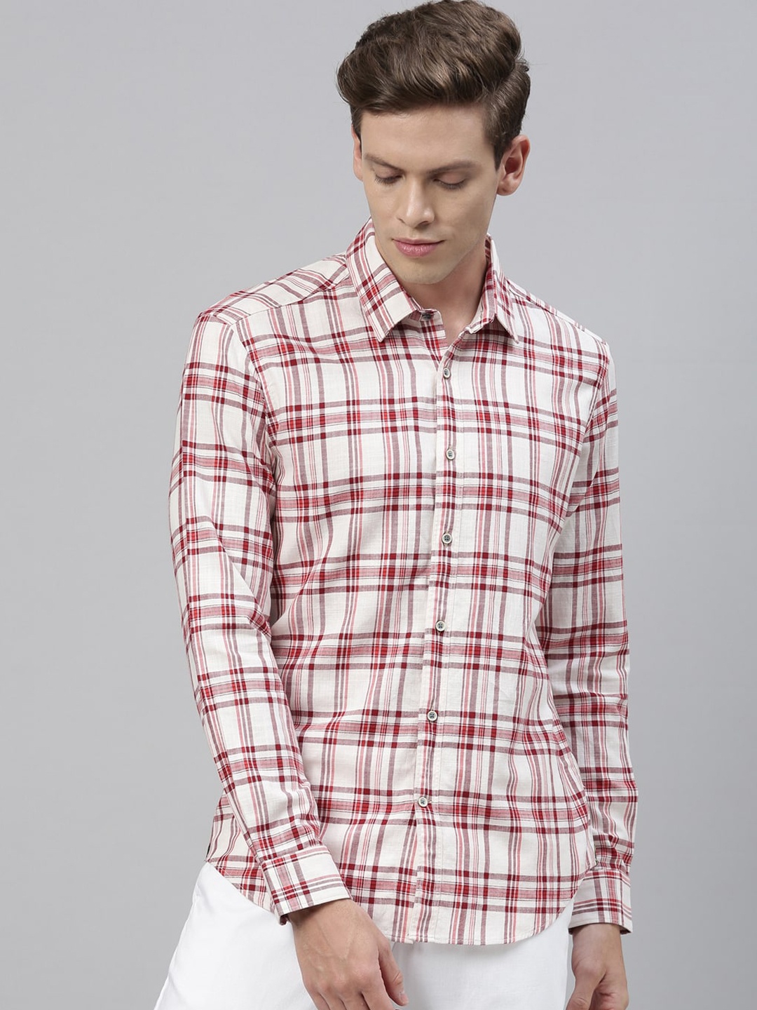 

RARE RABBIT Men Red & White Tailored Fit Checked Casual Shirt