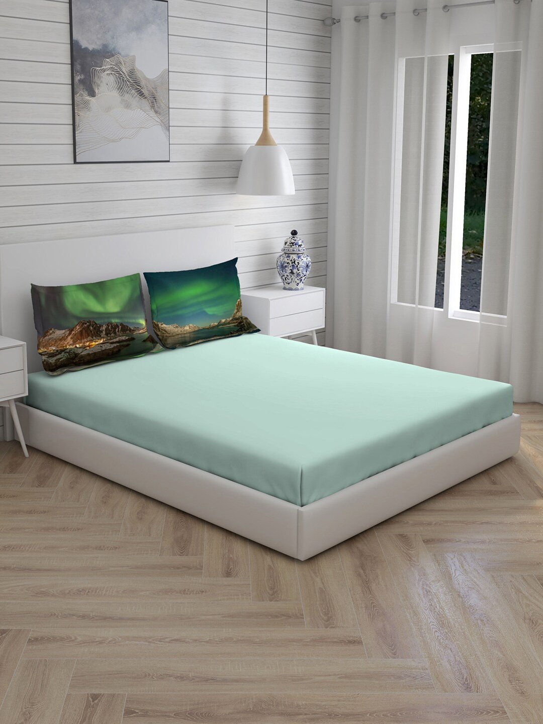 

Boutique Living India Green Solid 200 TC Cotton 1 King Bedsheet with 2 Pillow Covers