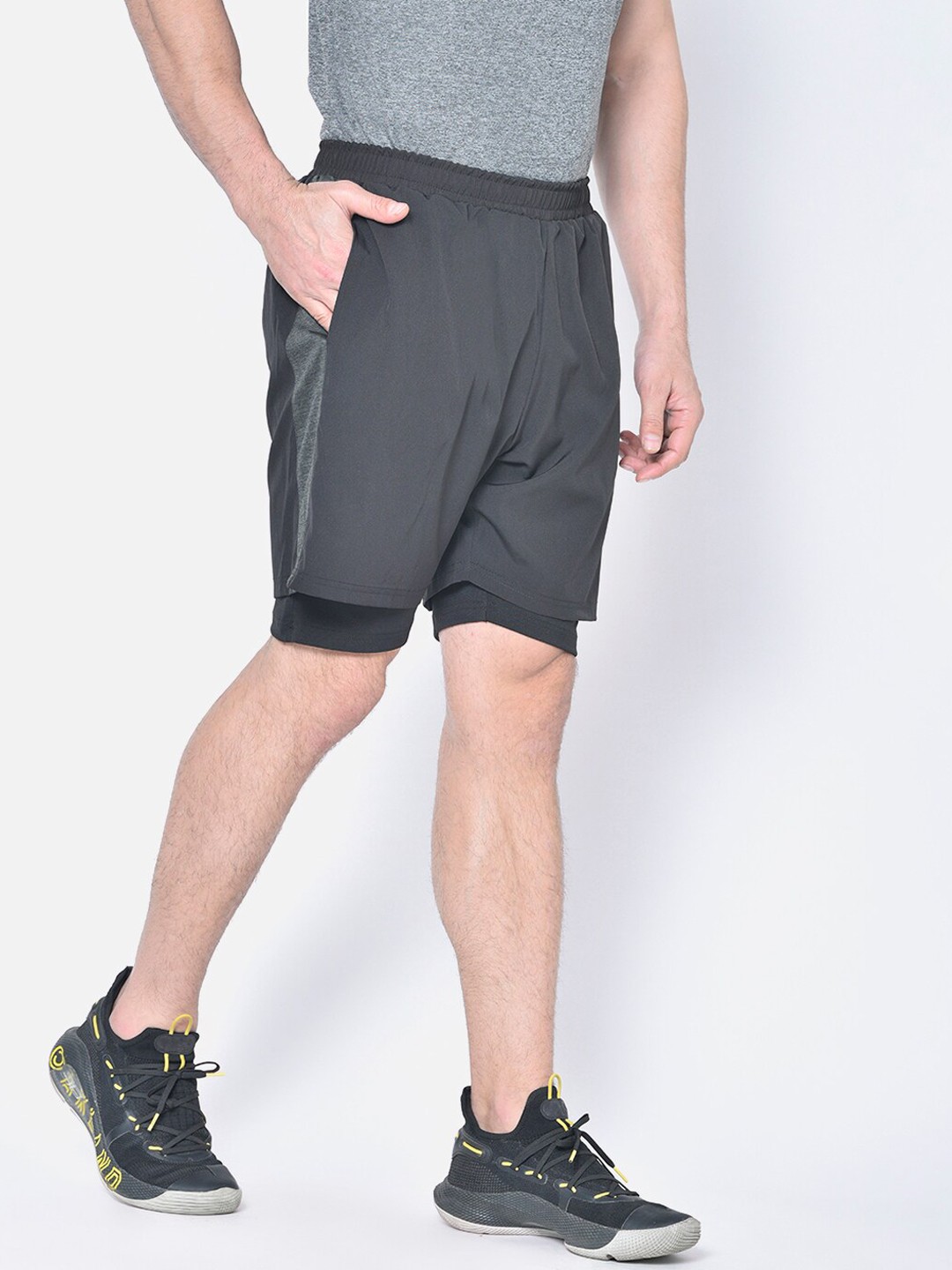 

CHKOKKO Men Black Solid Regular Fit Sports Shorts