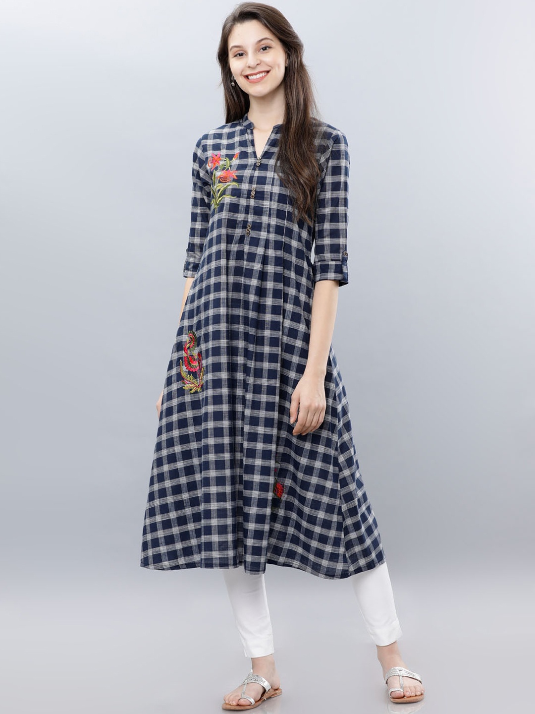

Vishudh Women Navy Blue & Off-White Checked A-Line Kurta