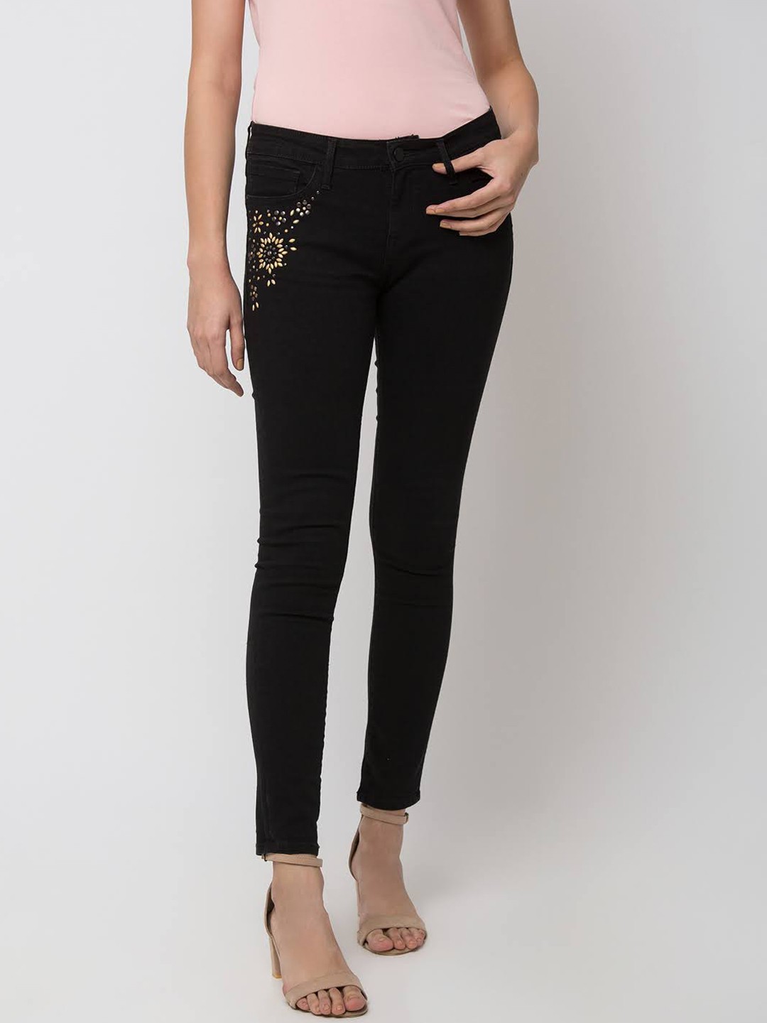 

SPYKAR Women Black Slim Fit Jeans