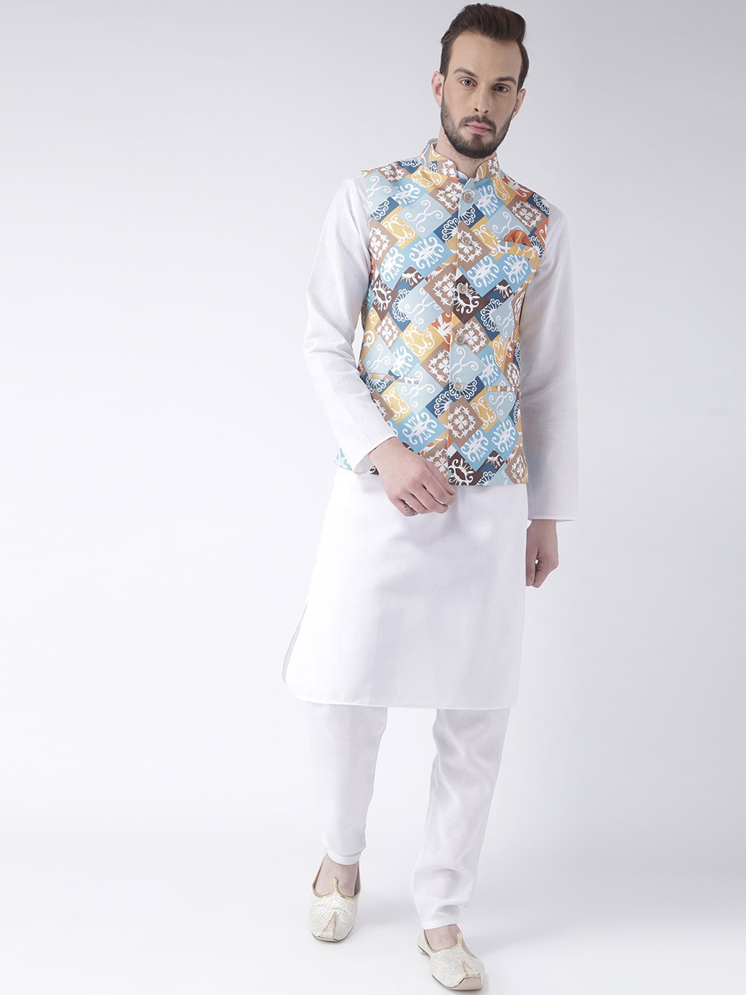 

Hangup Men White & Multicoloured Solid Kurta with Pyjamas and Nehru Jacket