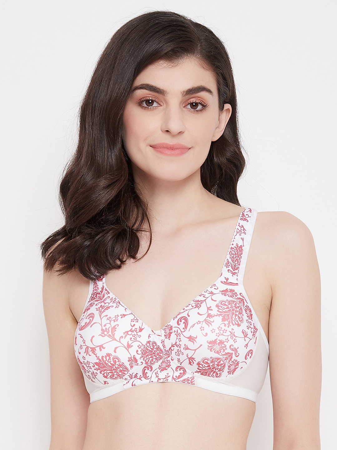 

Clovia White & Printed Non-Wired Lightly-Padded T-Shirt Bra BR1386G1832C