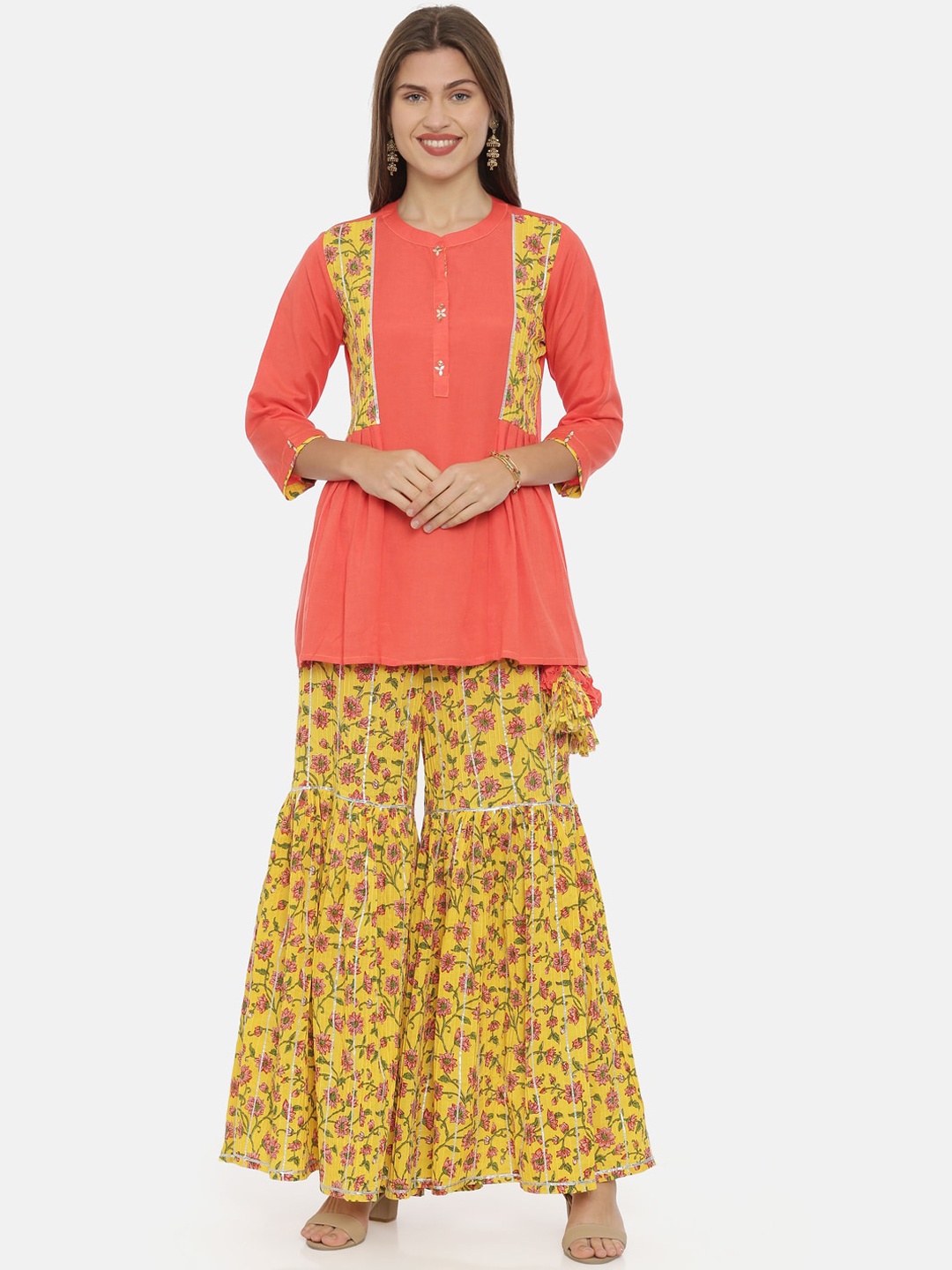 

Neerus Women Coral Solid A-Line Kurta