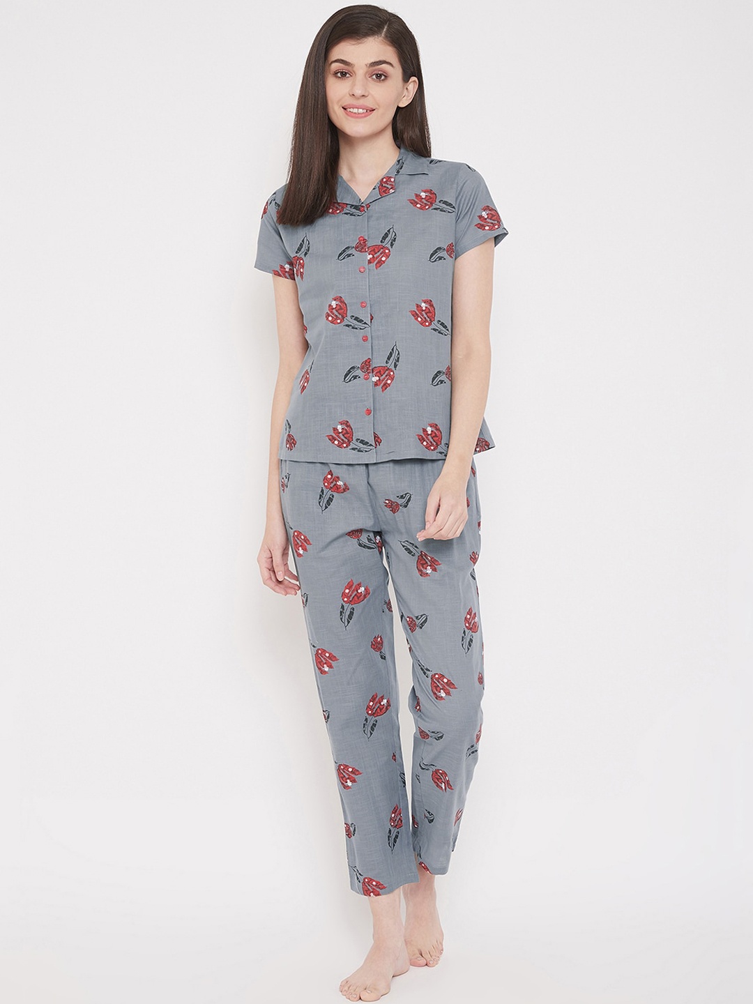 

Clovia Women Grey Floral Print Night Suit
