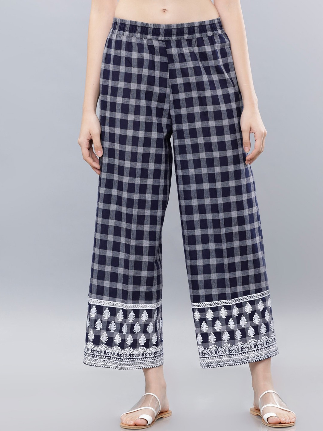 

Vishudh Women Navy Blue & White Checked Wide Leg Palazzos