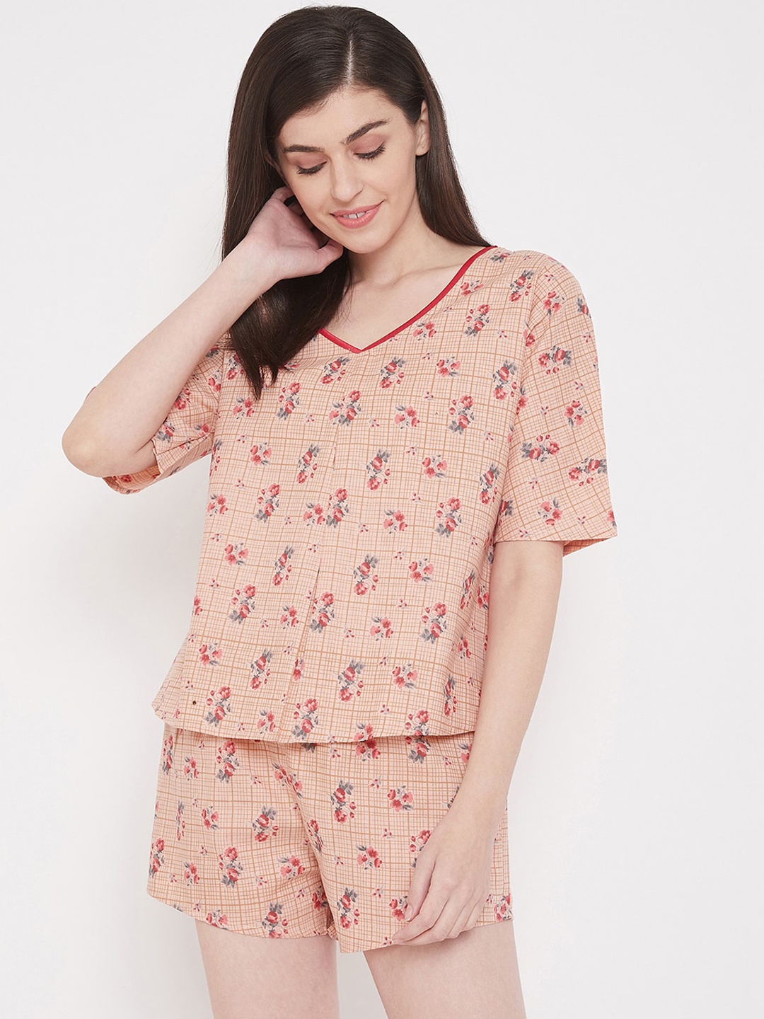 

Clovia Women Peach-Coloured Printed Night suit