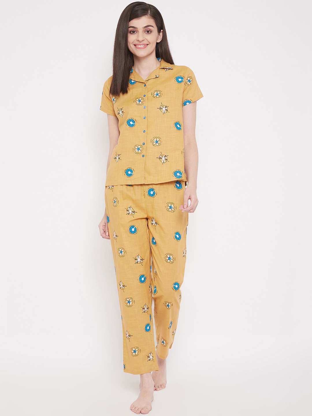 

Clovia Women Quirky Printed Night Suit, Yellow