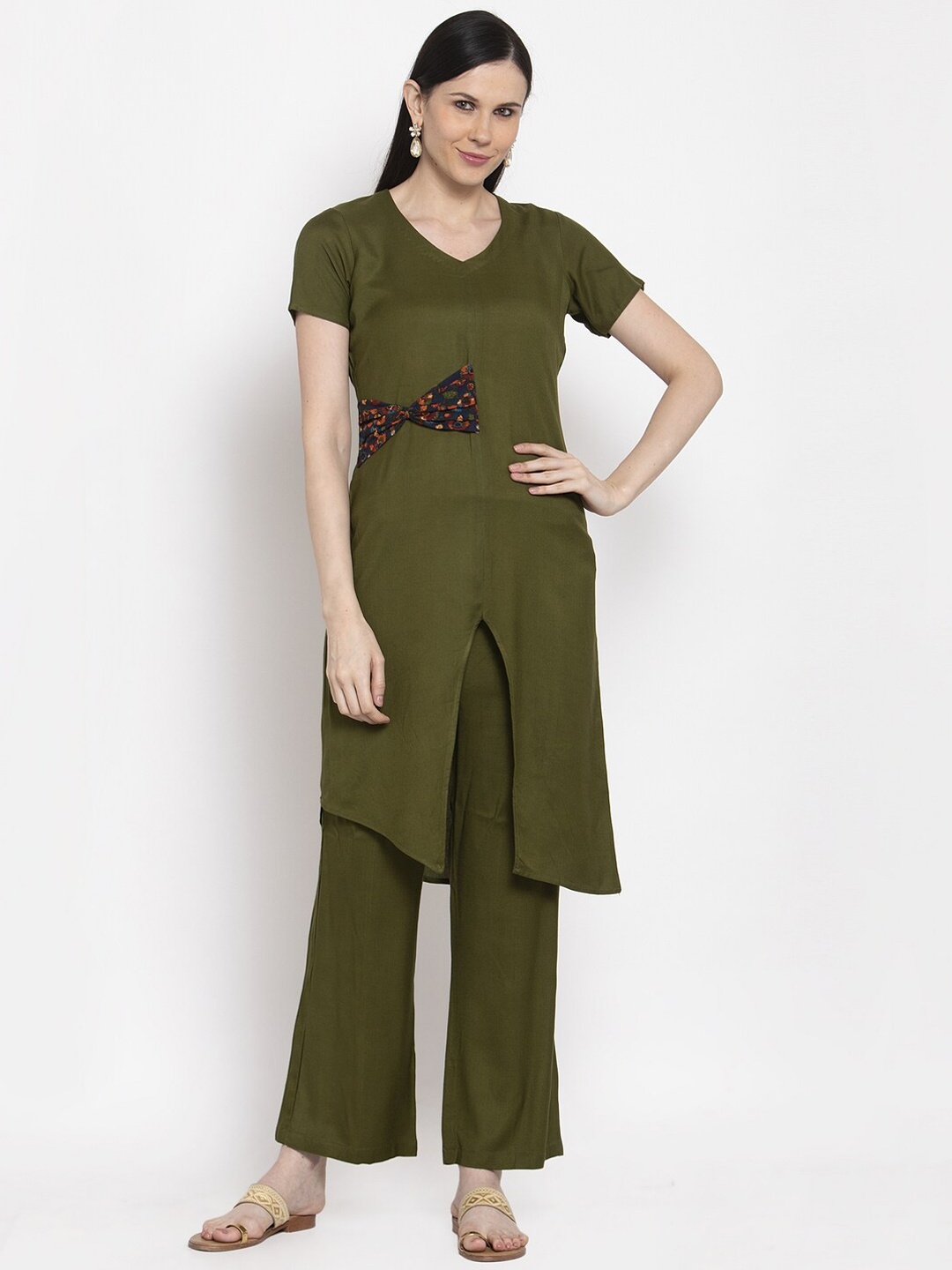

DUGRI BE THE ONE Women Green Solid Kurta with Palazzos